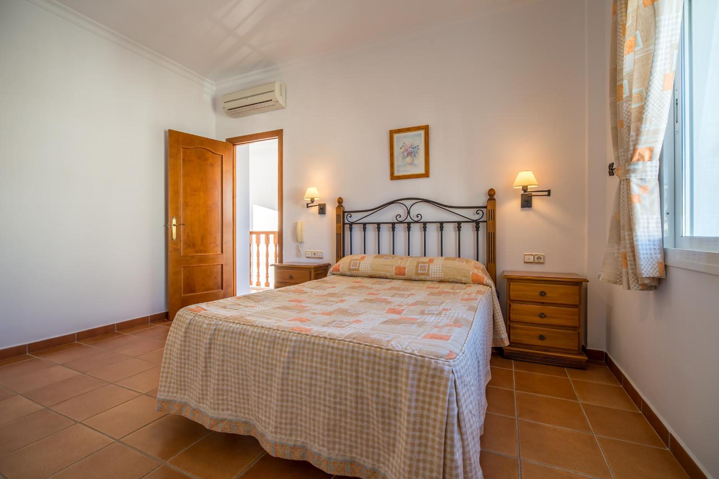 Chalet adosado Atalaya F view 2