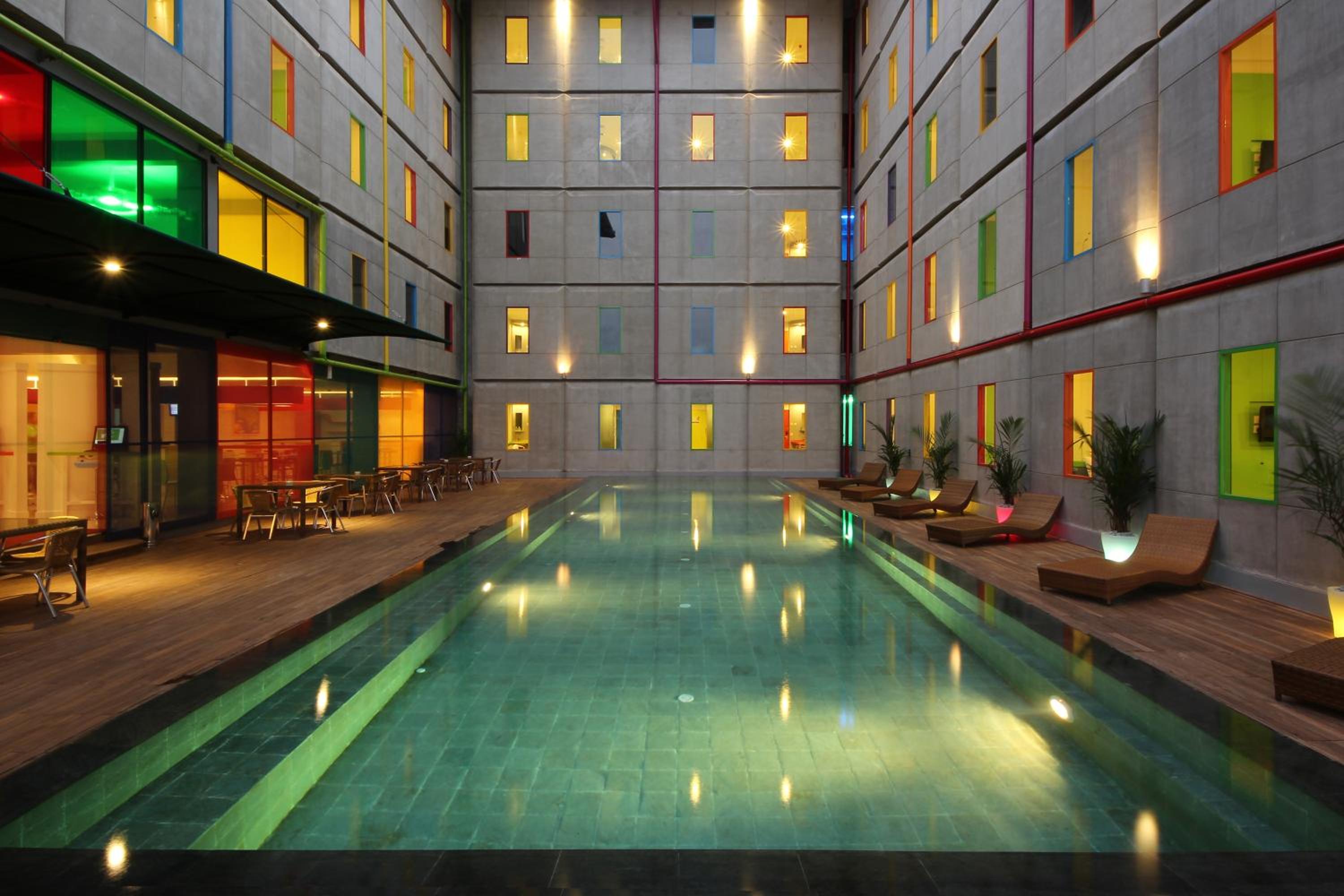 POP! Hotel Kuta Beach Bali 3