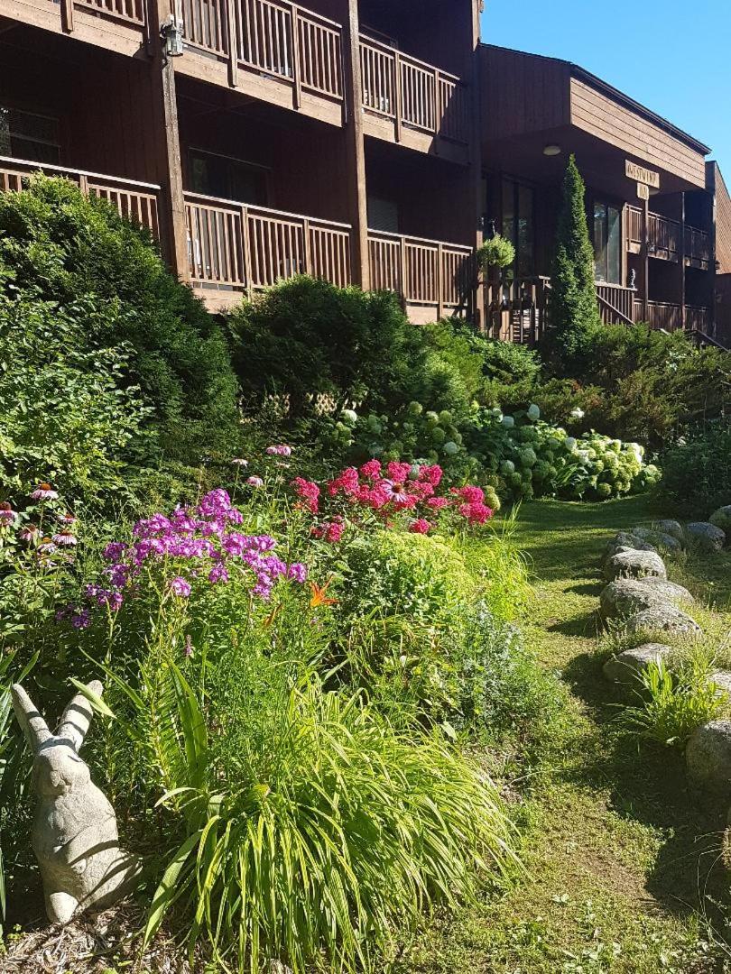 Westwind Inn on the Lake