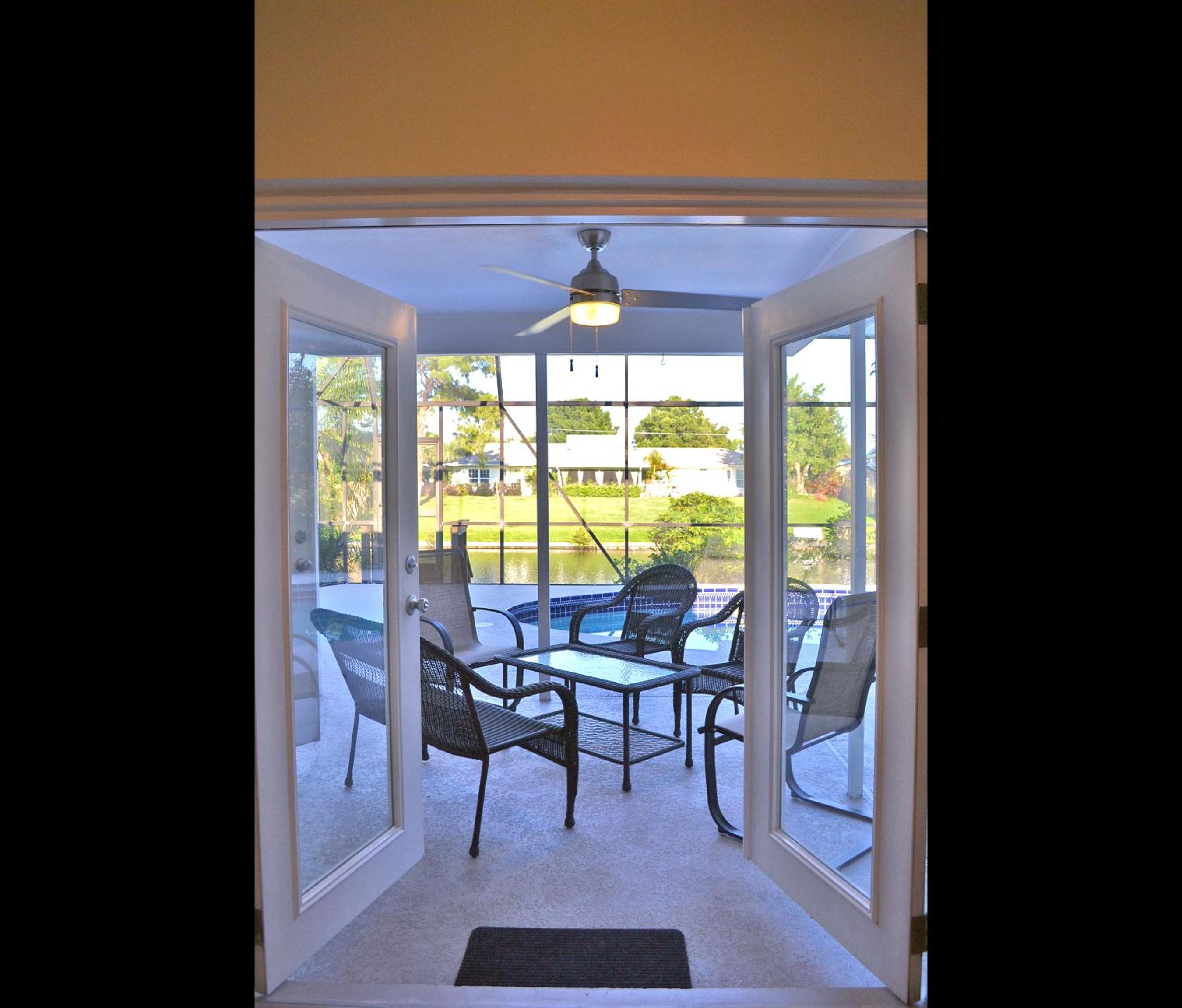 Hotel Bradenton Lakefront Home 1903 - Image 1