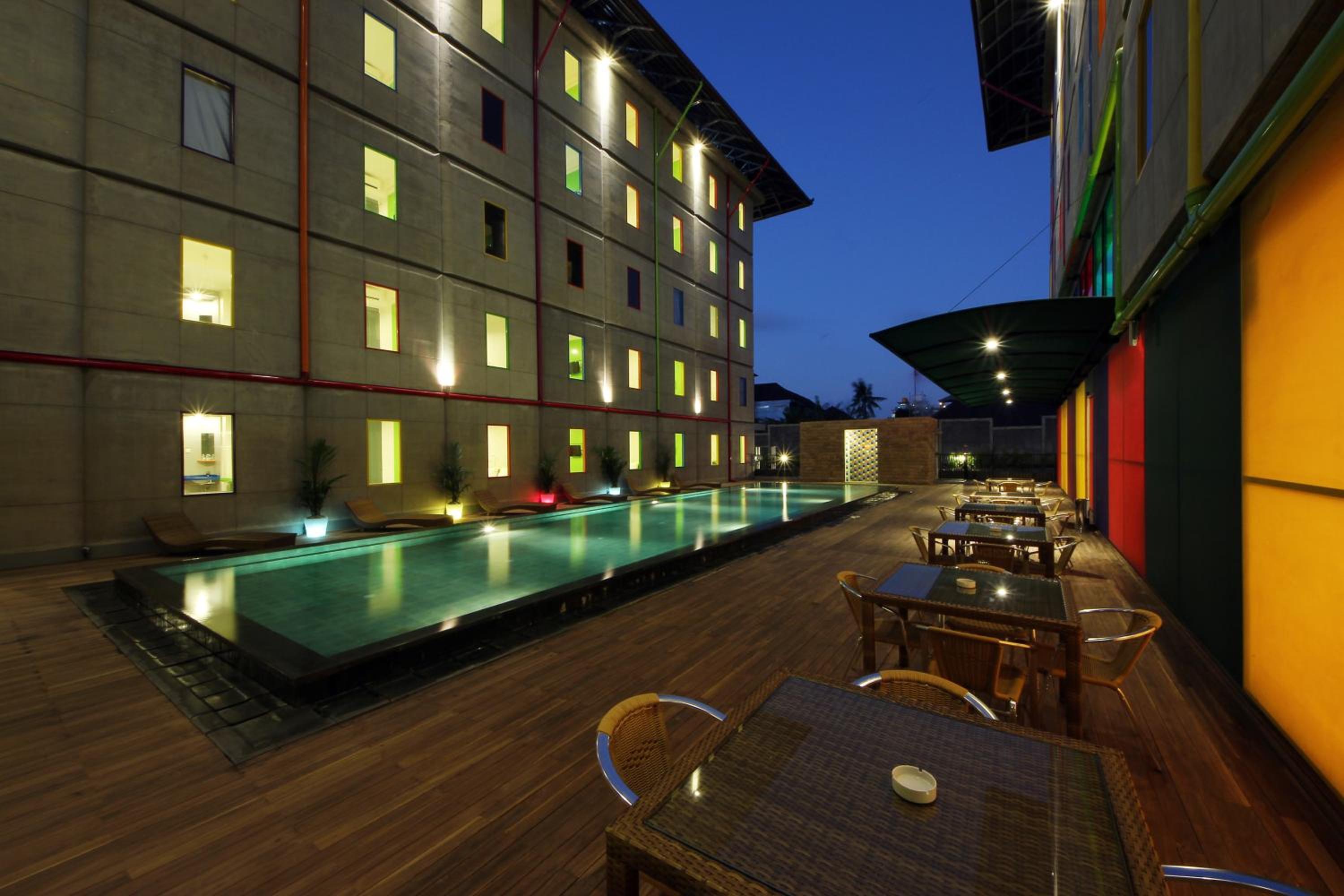 POP! Hotel Kuta Beach Bali 28