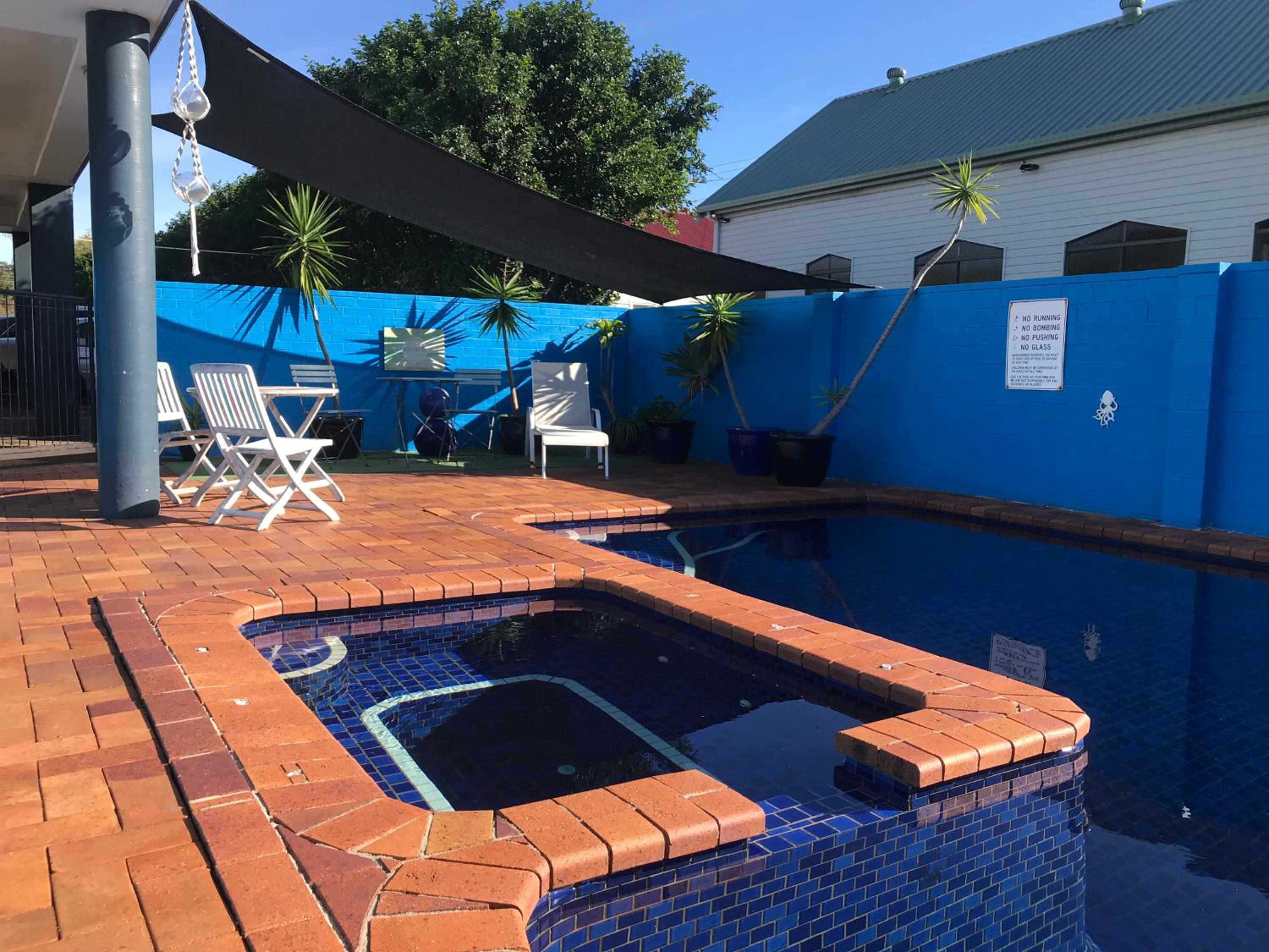 Blue Pelican Motel - Image 3