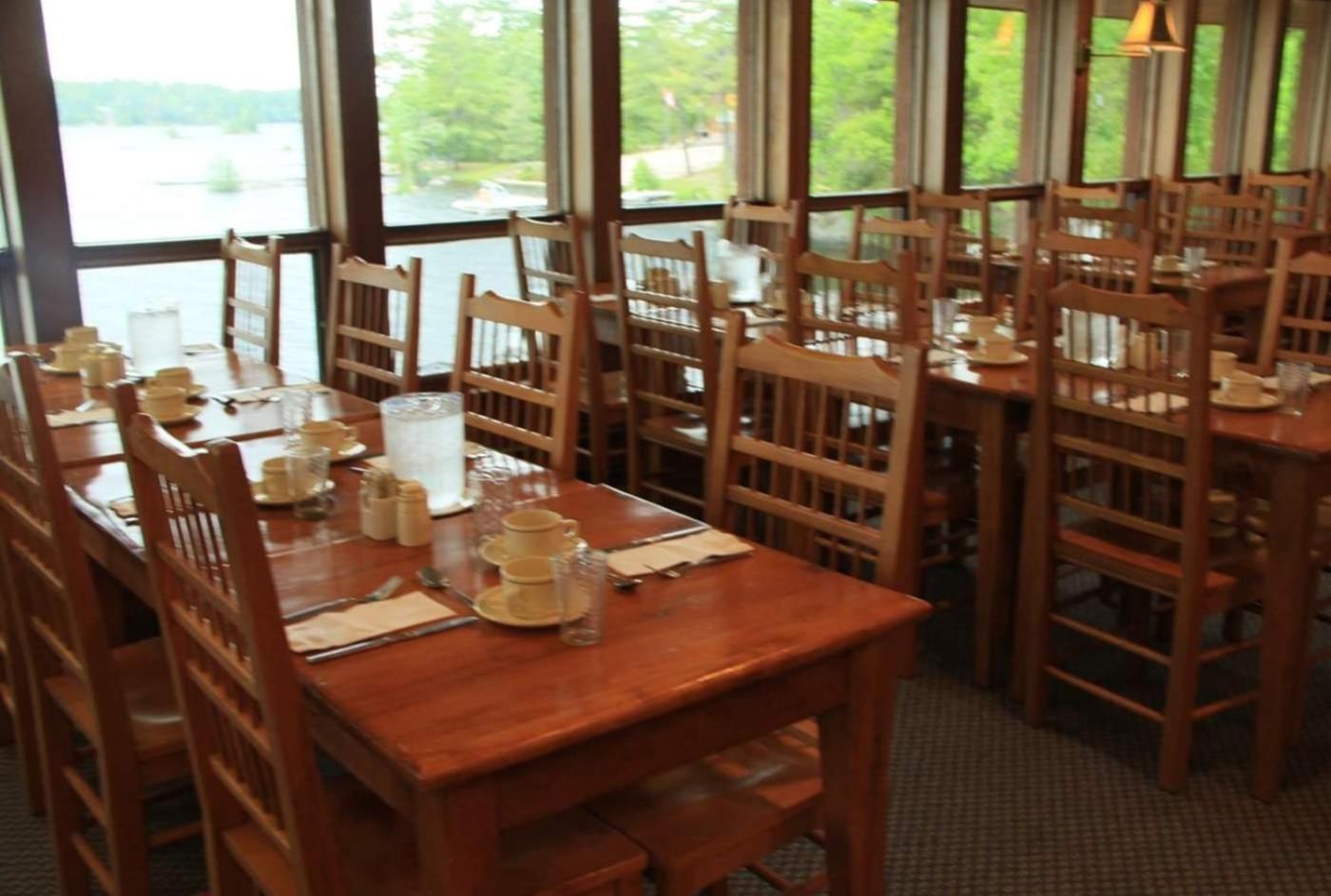 Westwind Inn on the Lake