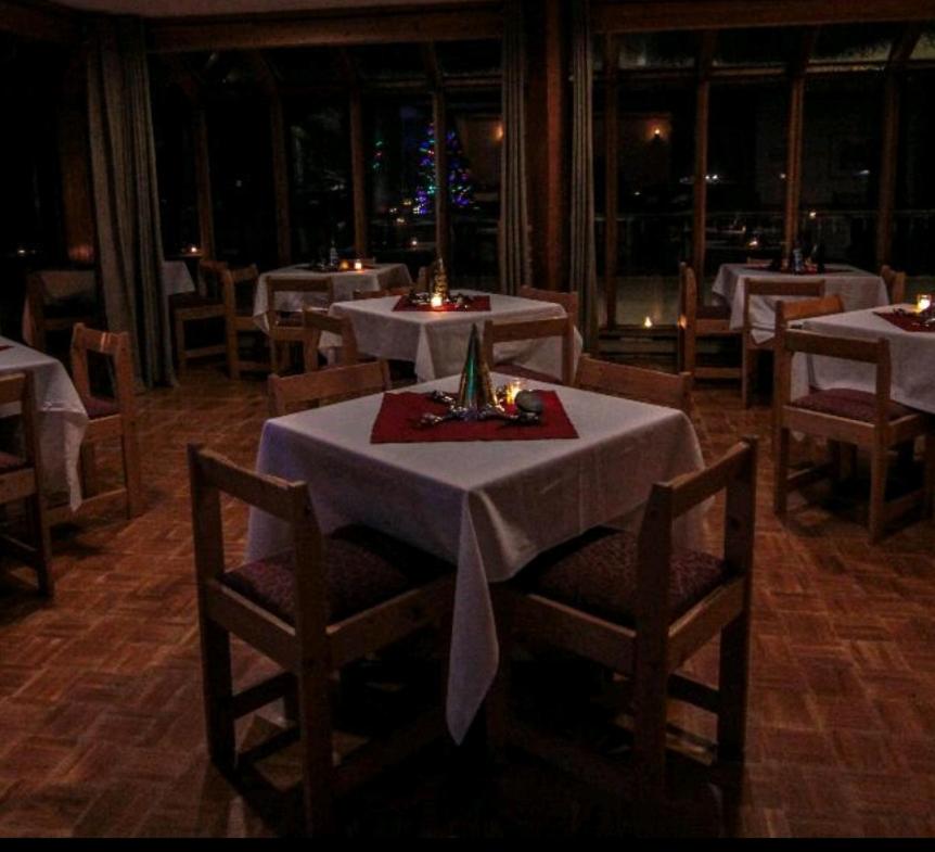Westwind Inn on the Lake