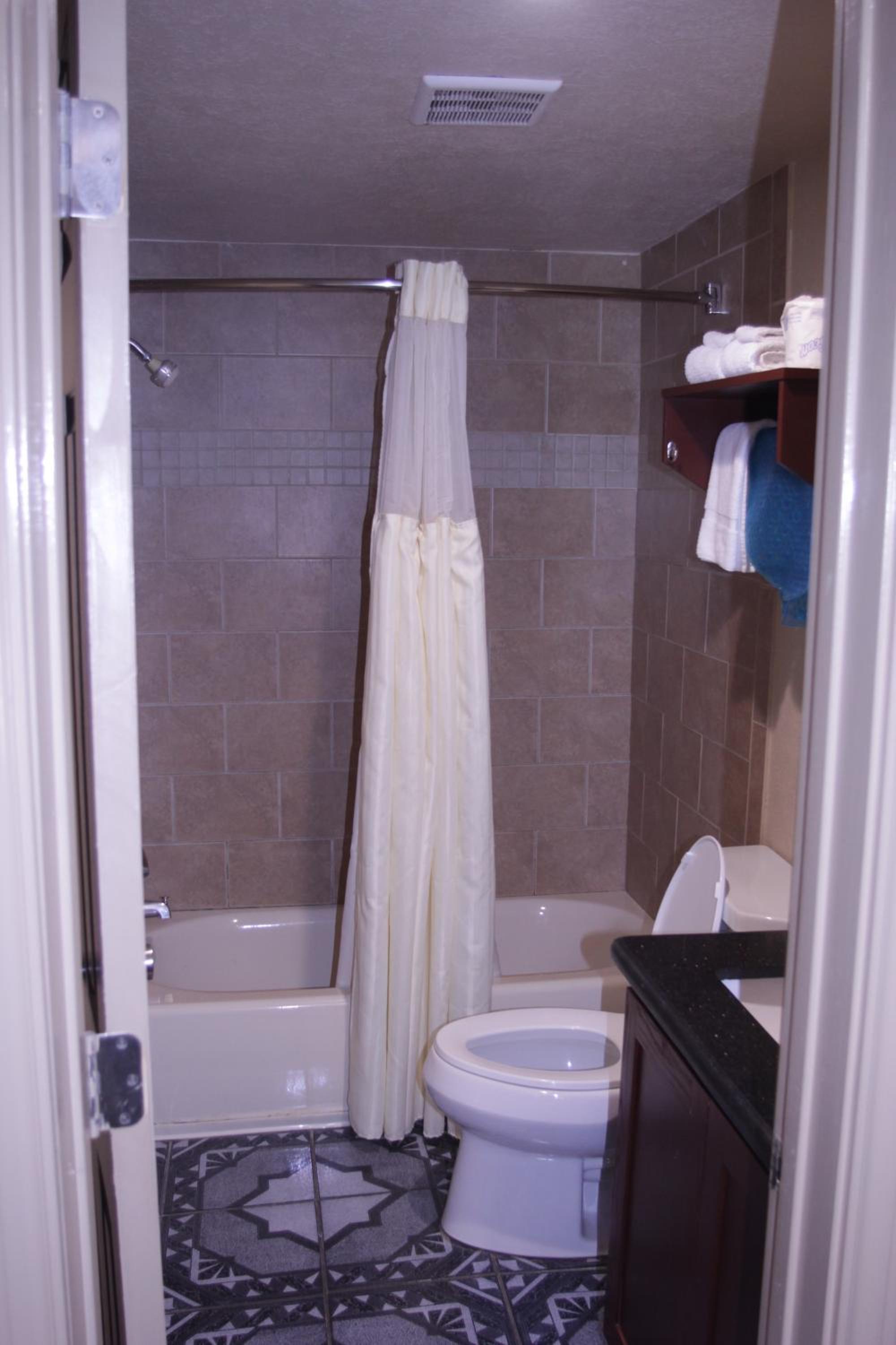 Photo 48