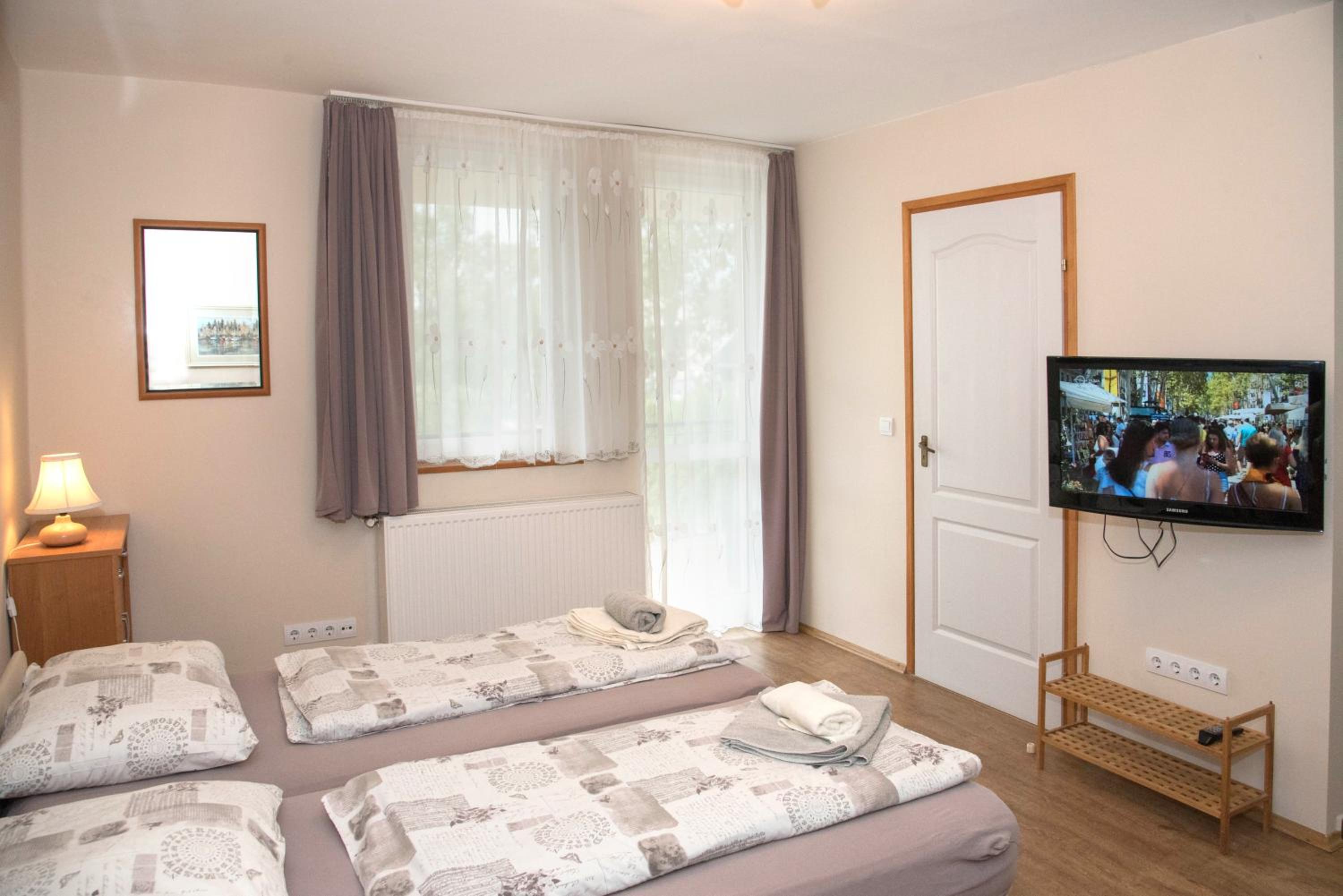 Deluxe Apartments view 5