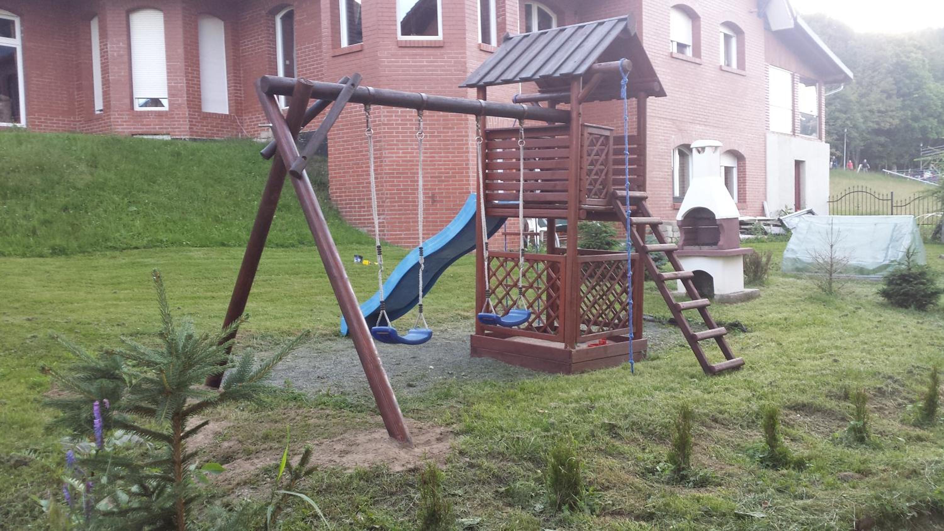Photo 10