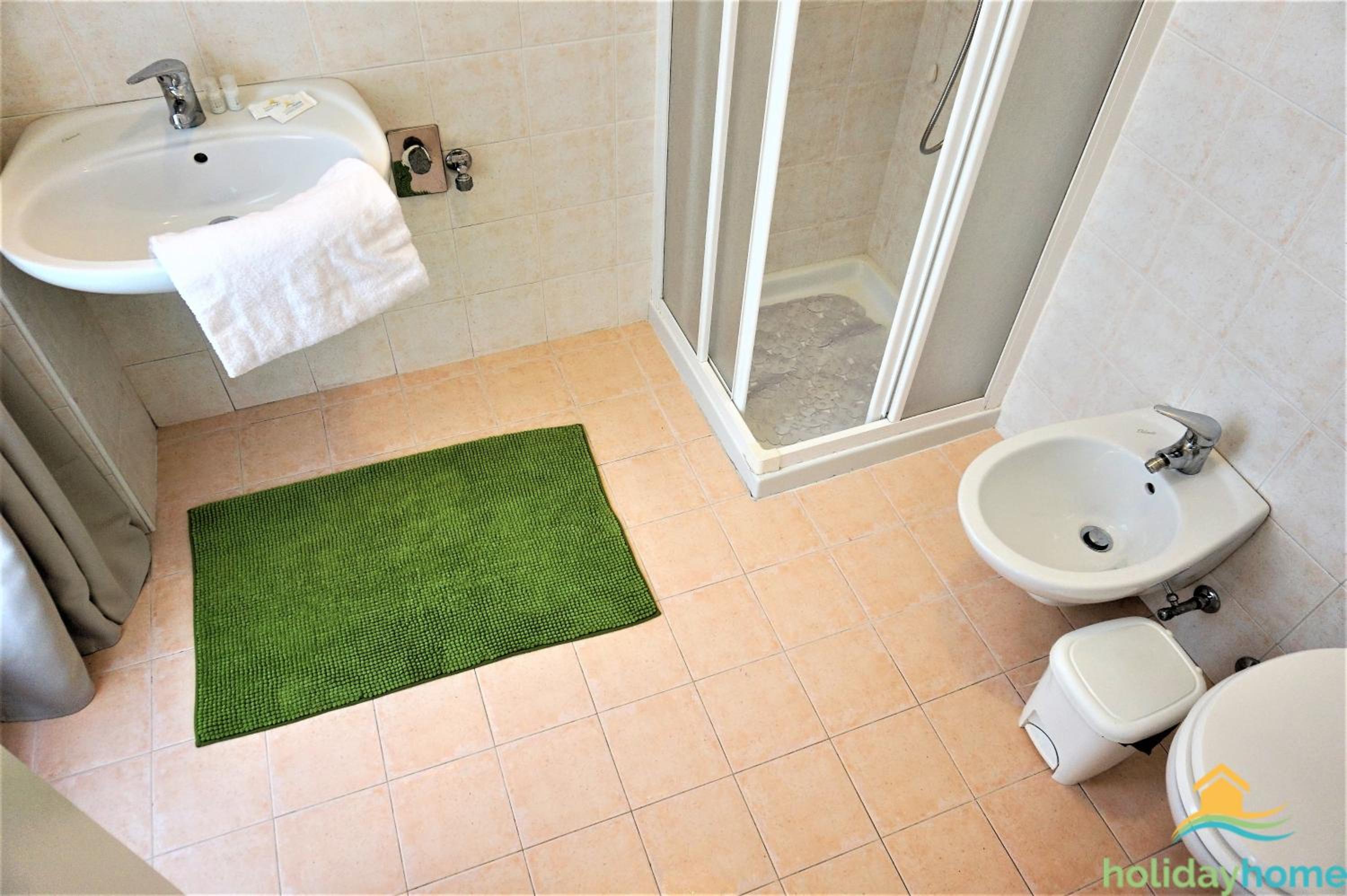 CASA VERDE - Holiday Home Garda Trentino