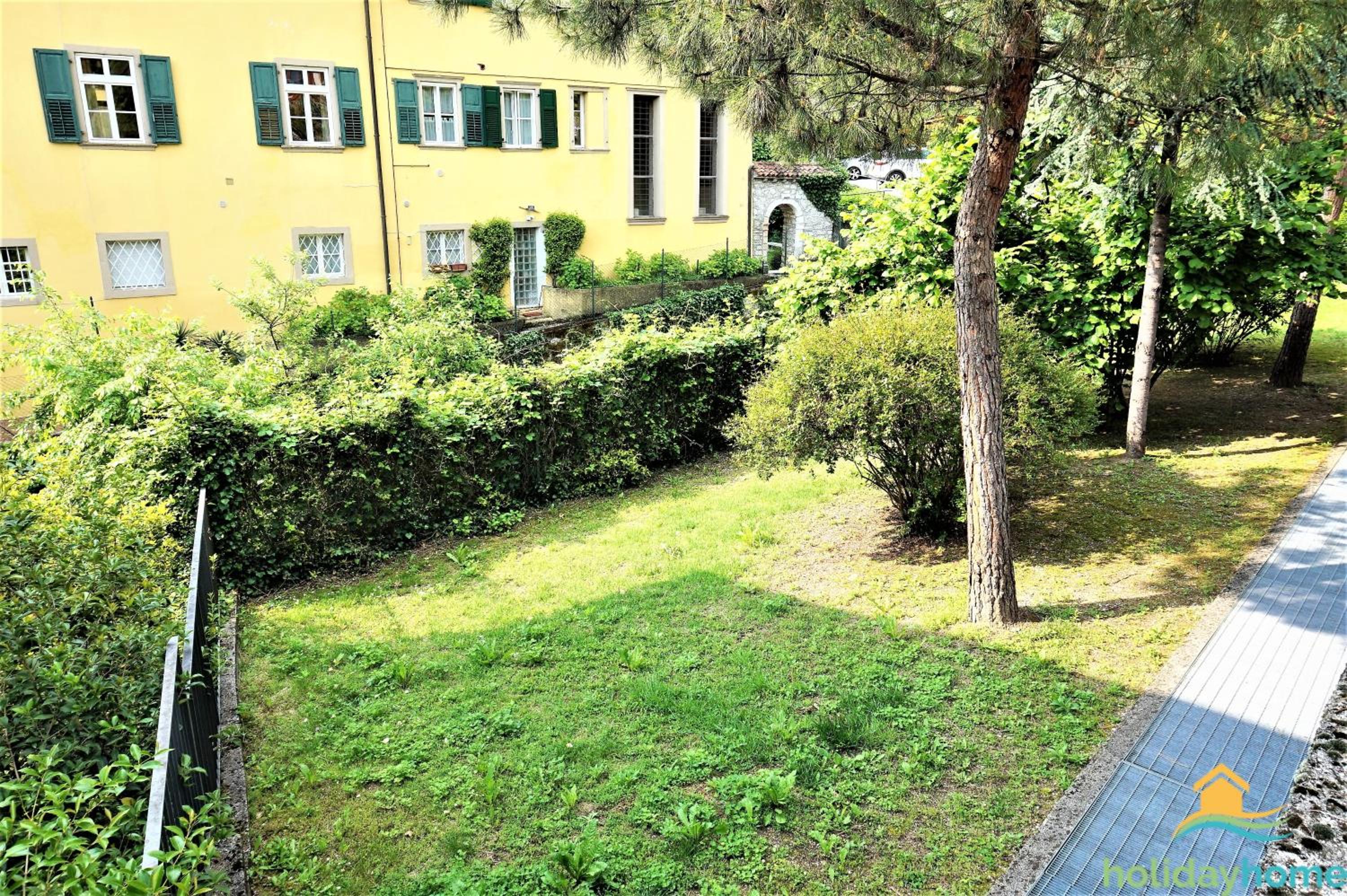 CASA VERDE - Holiday Home Garda Trentino