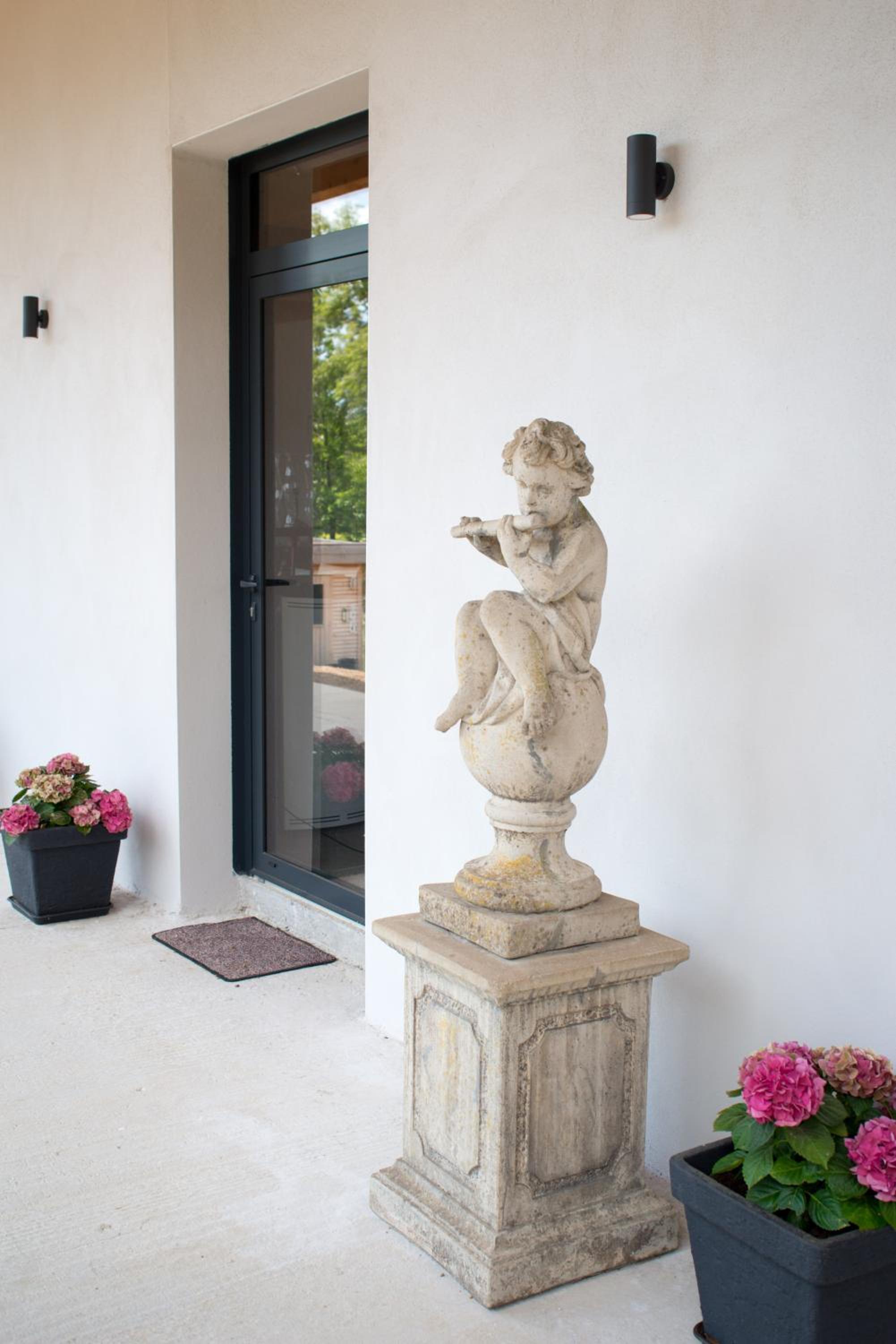villa d'illouvre view 5