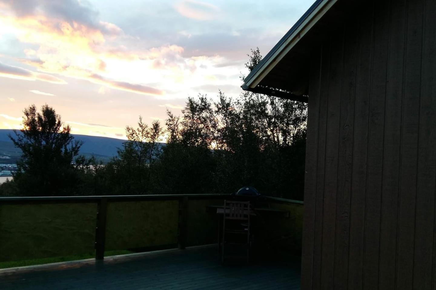 Björkin – Cozy Cabin with excellent view view 5