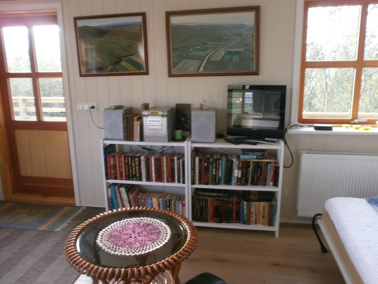 Photo 8