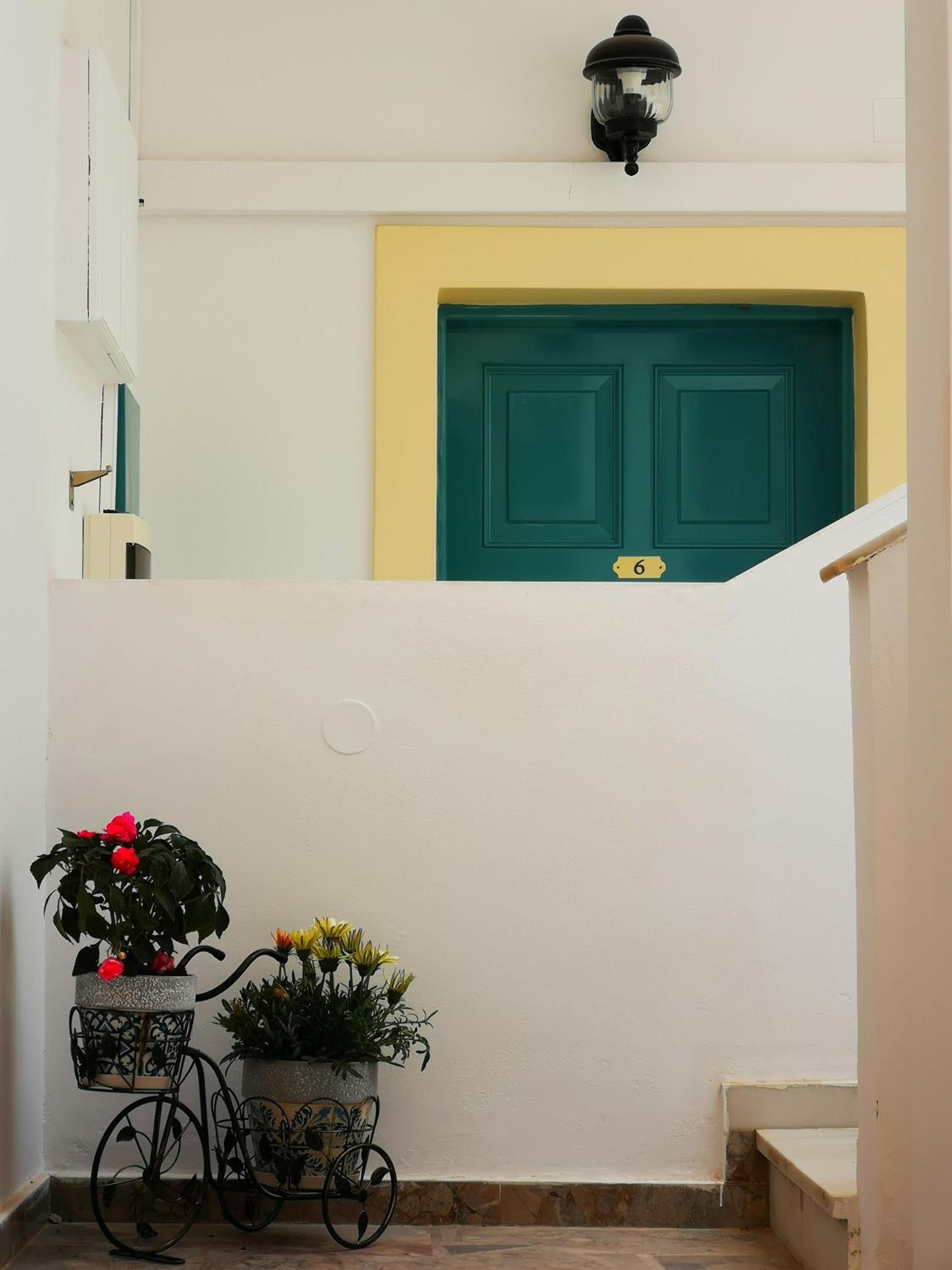 Nikoli Apartments