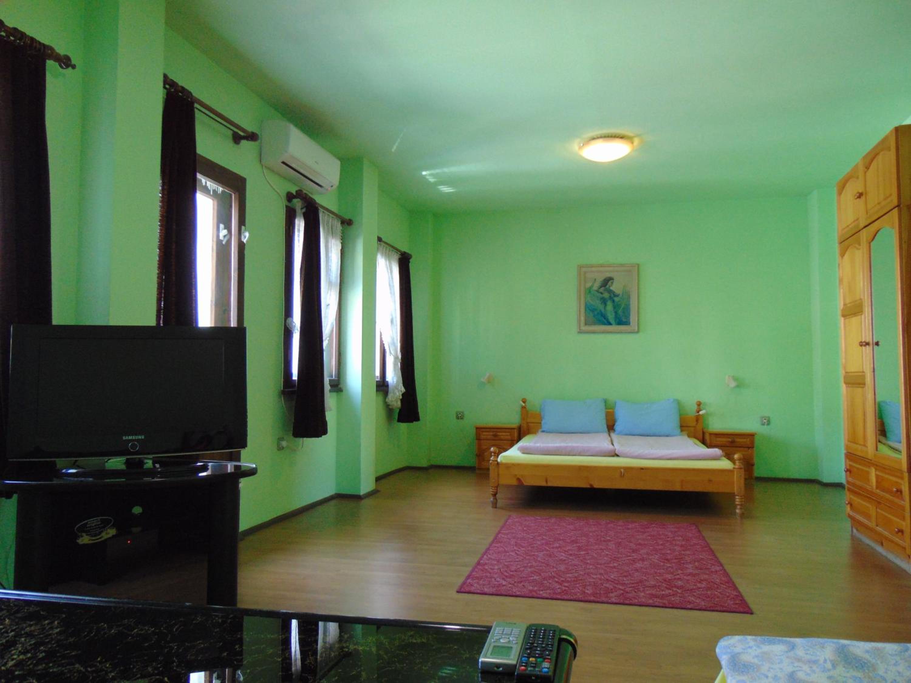 Guest House The House