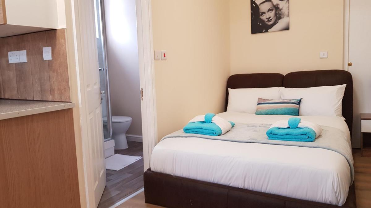 TUii Appart, Cleveleys Road Holbeck