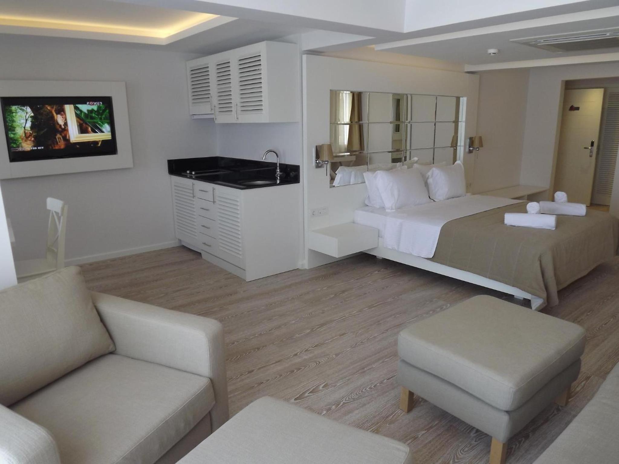 Alesta Yacht Otel - Image 21