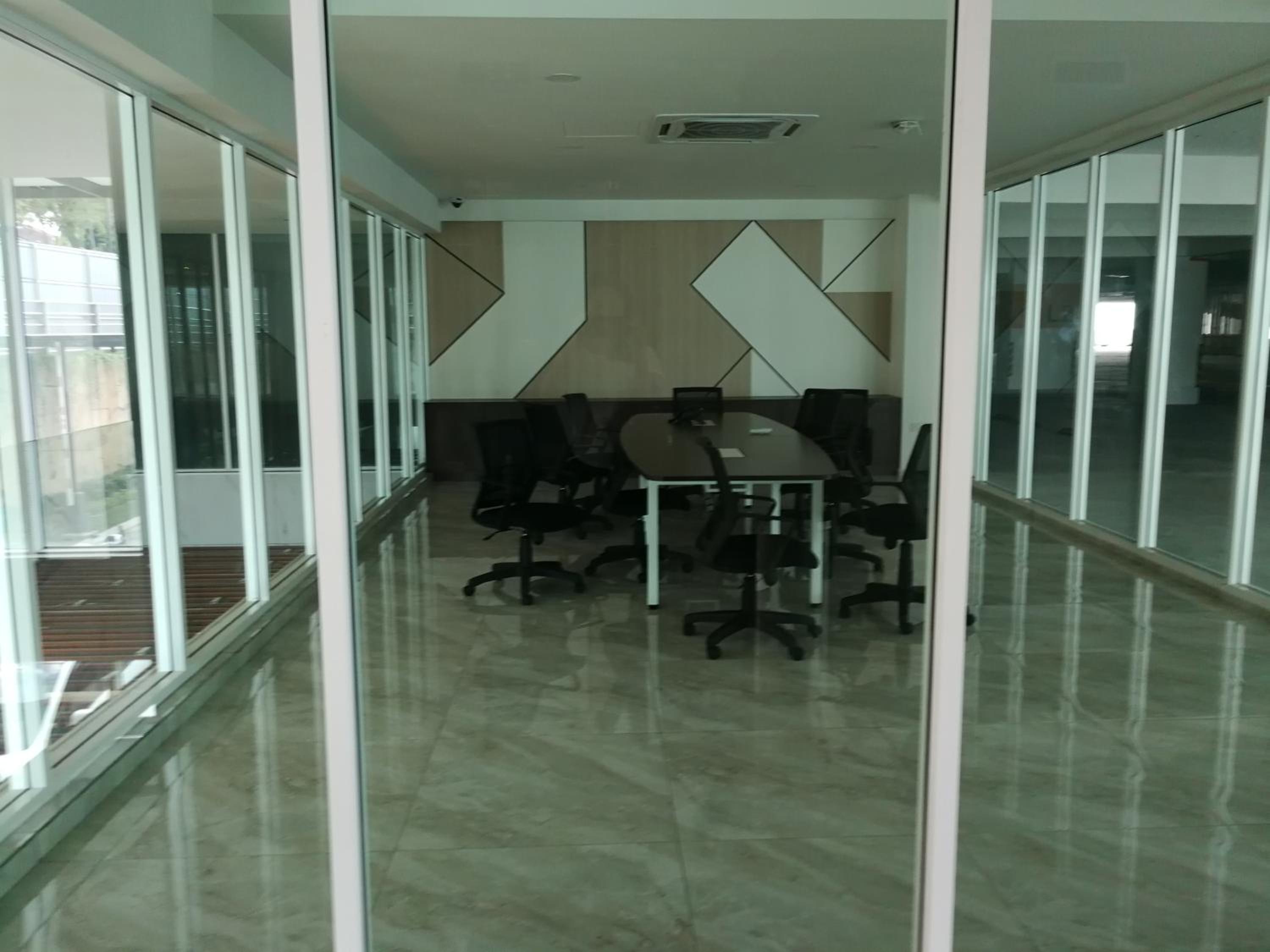 JB City CIQ-R&F Shopping Mall Apartment