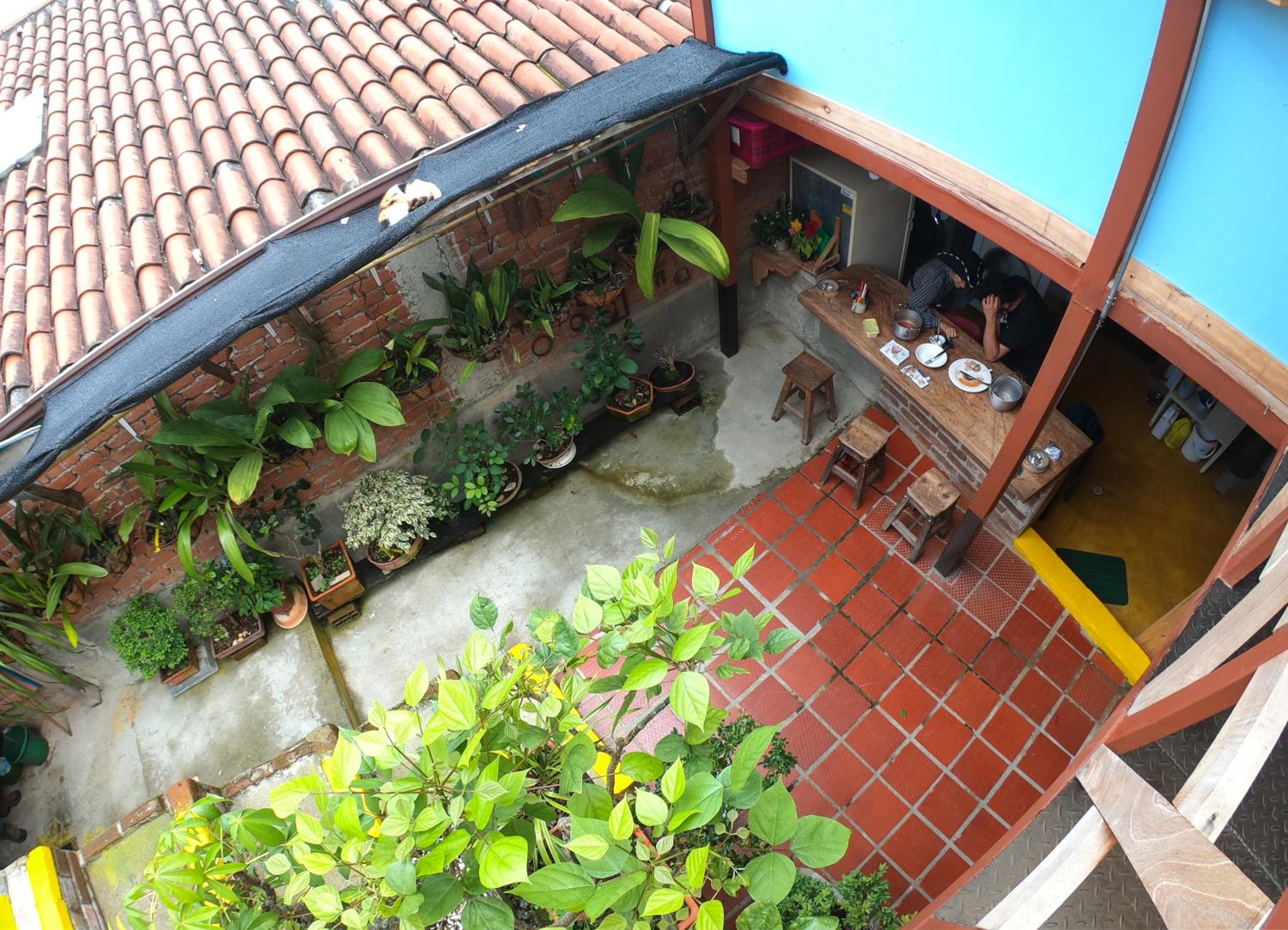 Photo 12