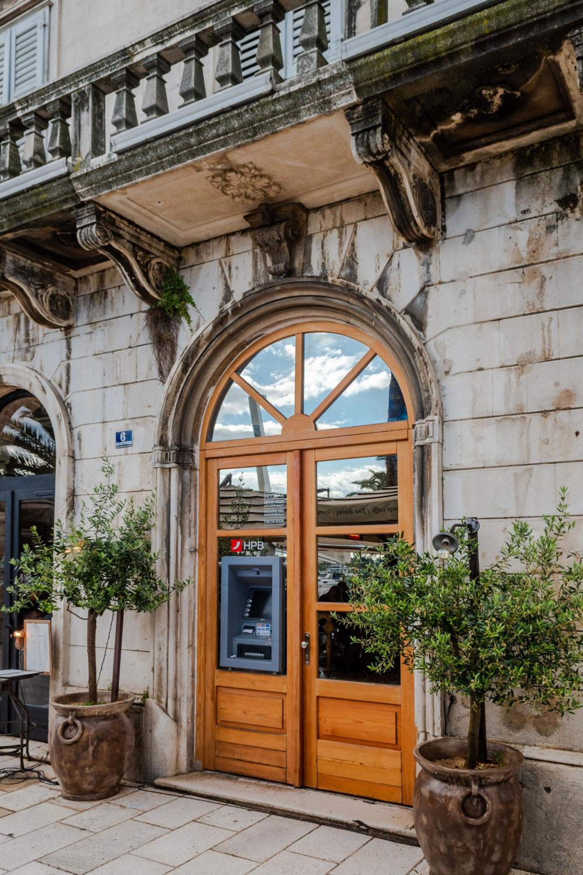 Hotel Luxury Residence Mareta - Image 1