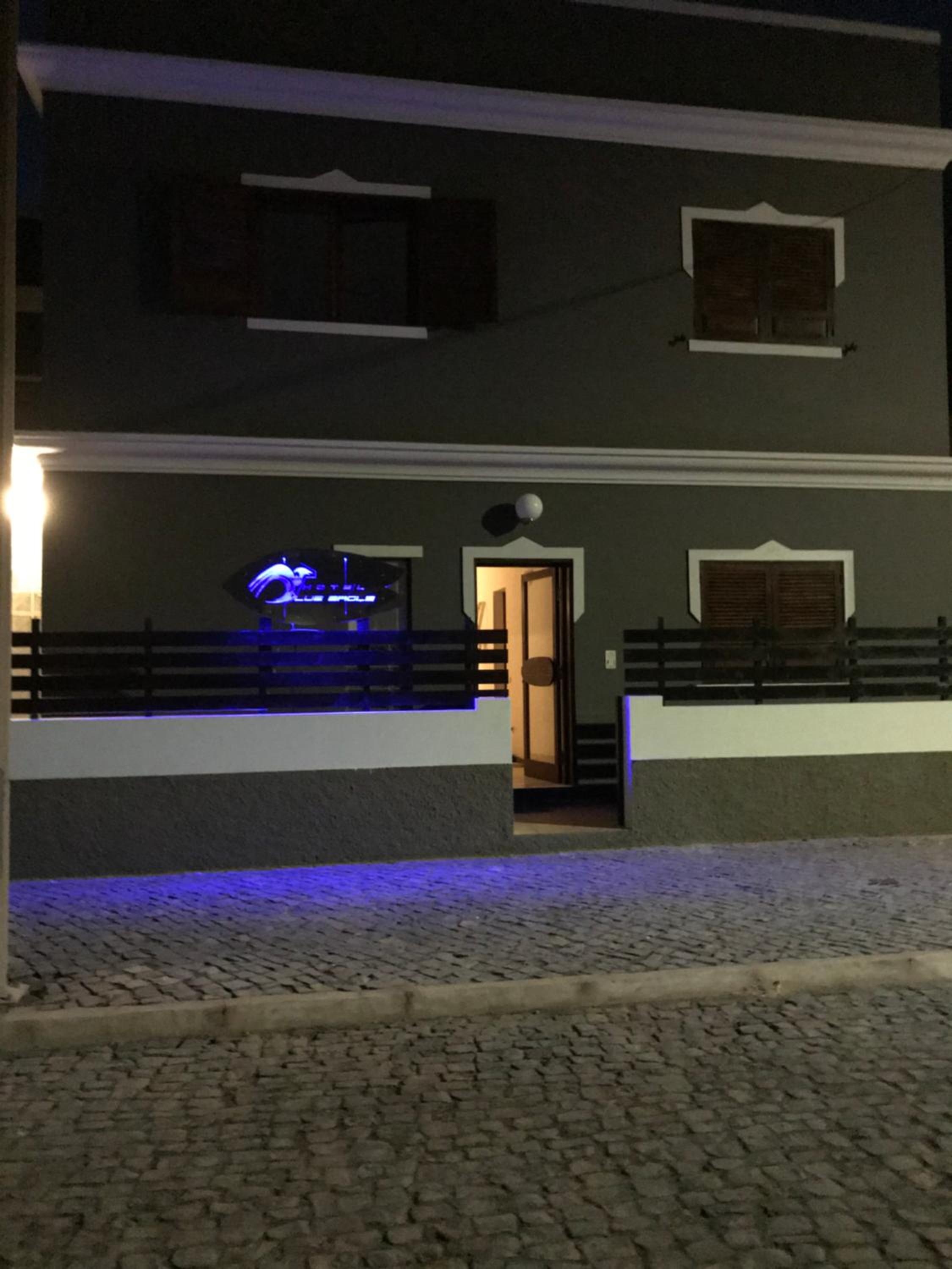 Blue Eagle Guesthouse - Casa de hospedes