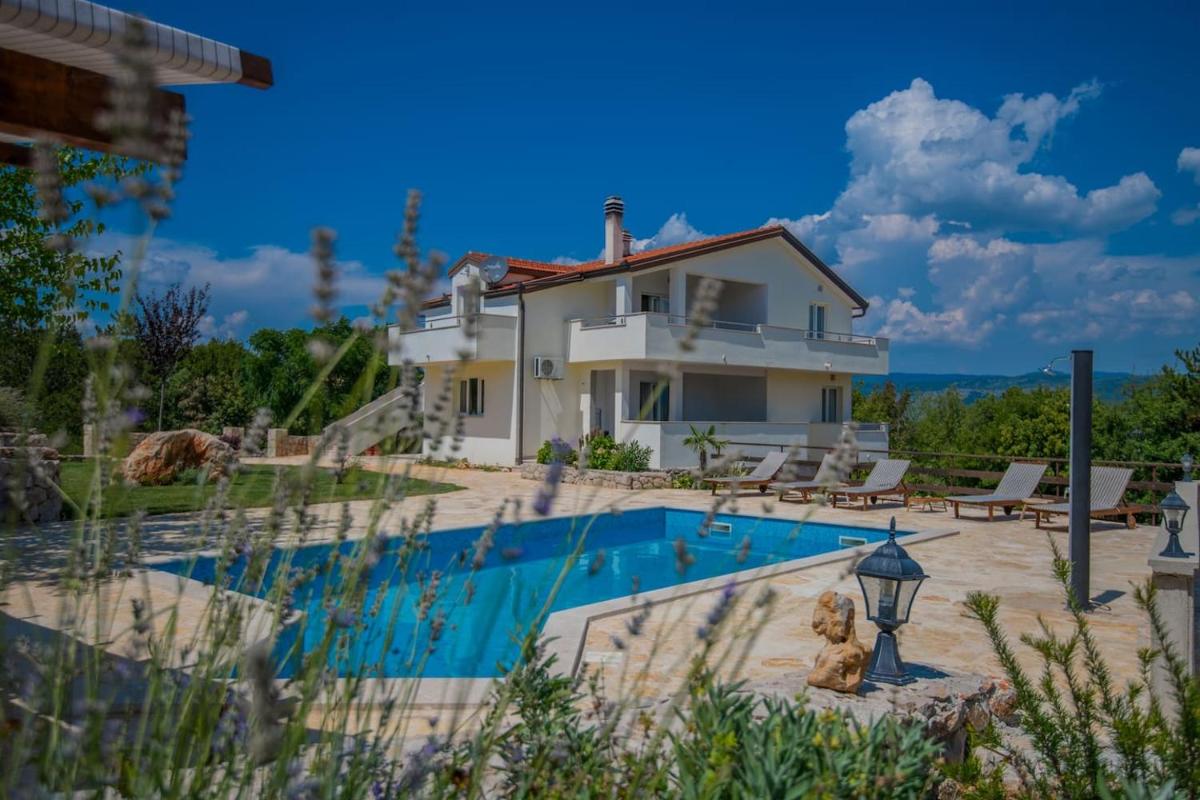 Hotel Villa Iva Grubine - near Makarska (Split County) - Image 1