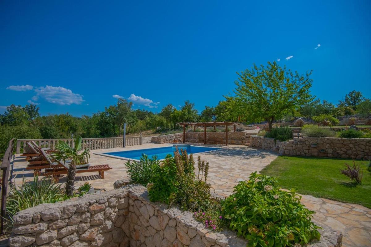 Villa Iva Grubine - near Makarska (Split County) — photo 5