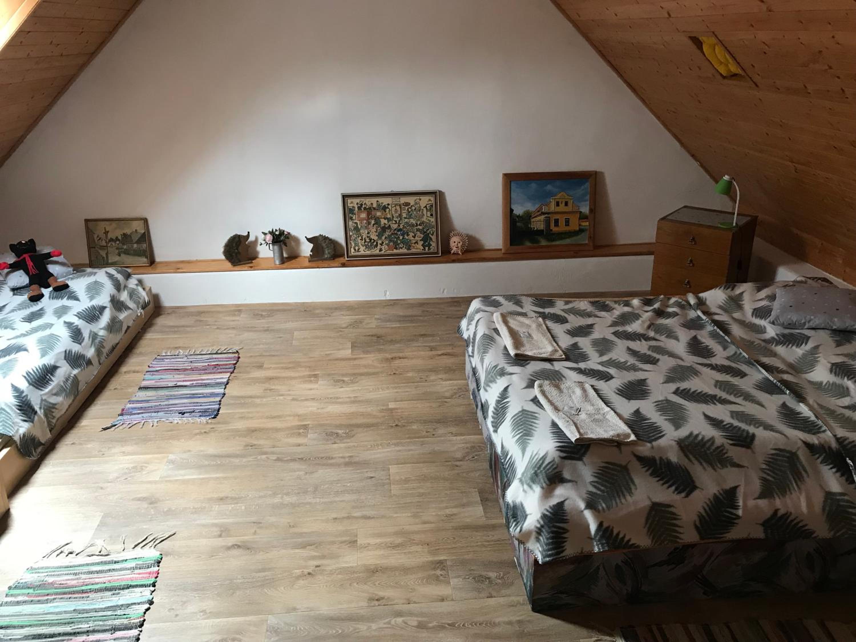 Ubytování Hrusice