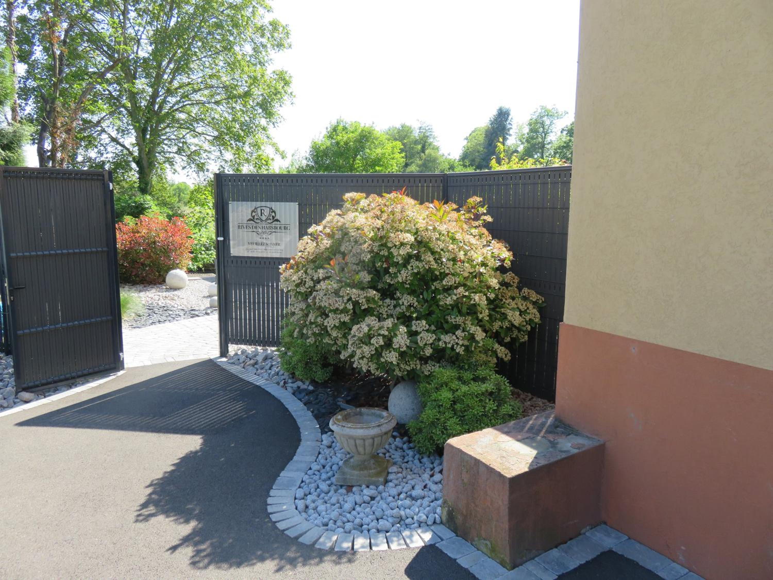 Photo 61