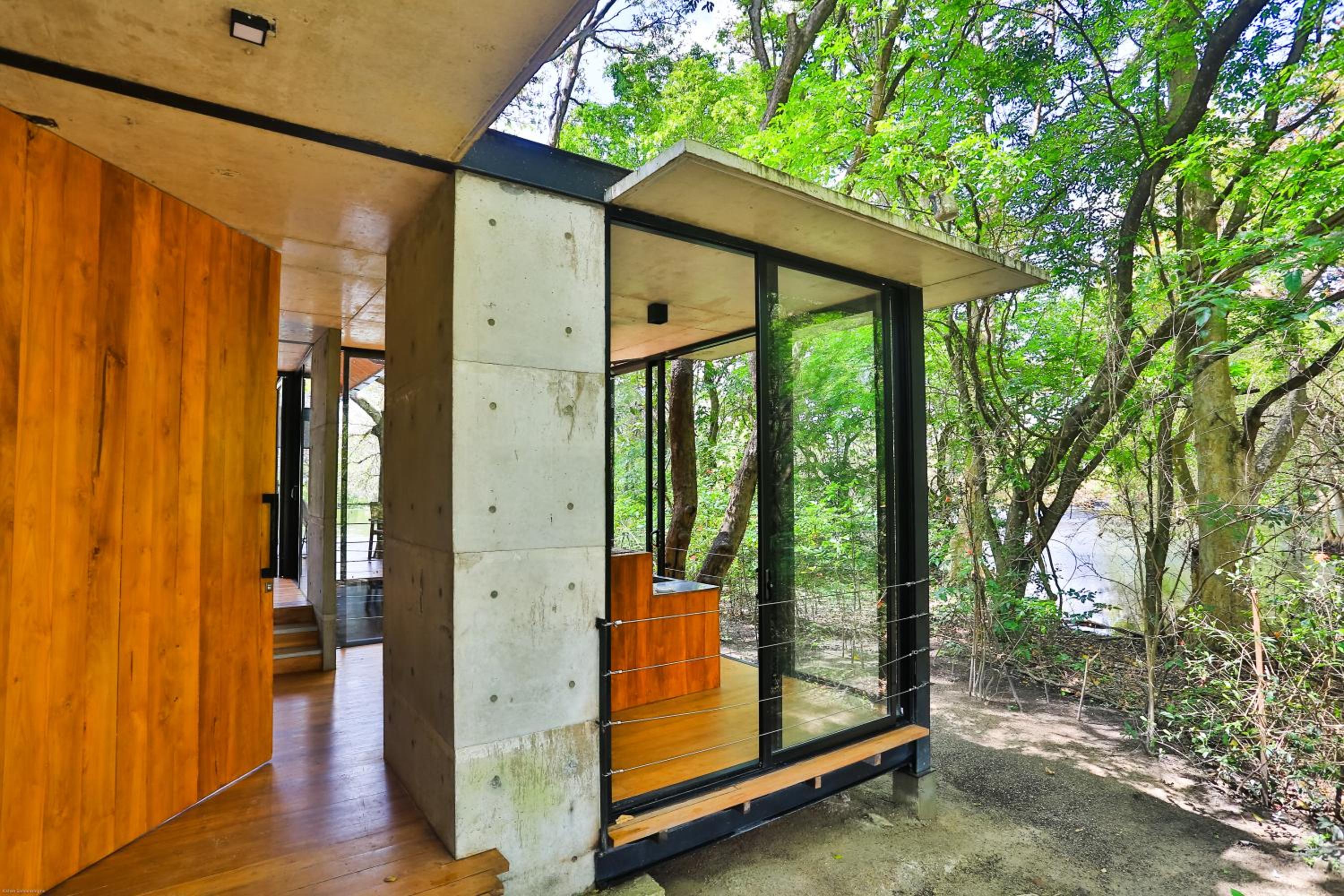 Kalundewa Retreat