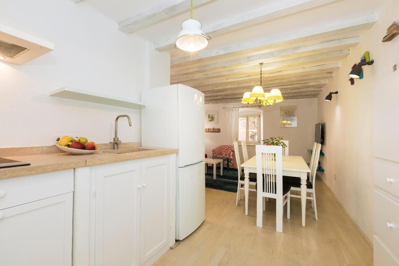 House Encanto - Old Town Retreat view 4
