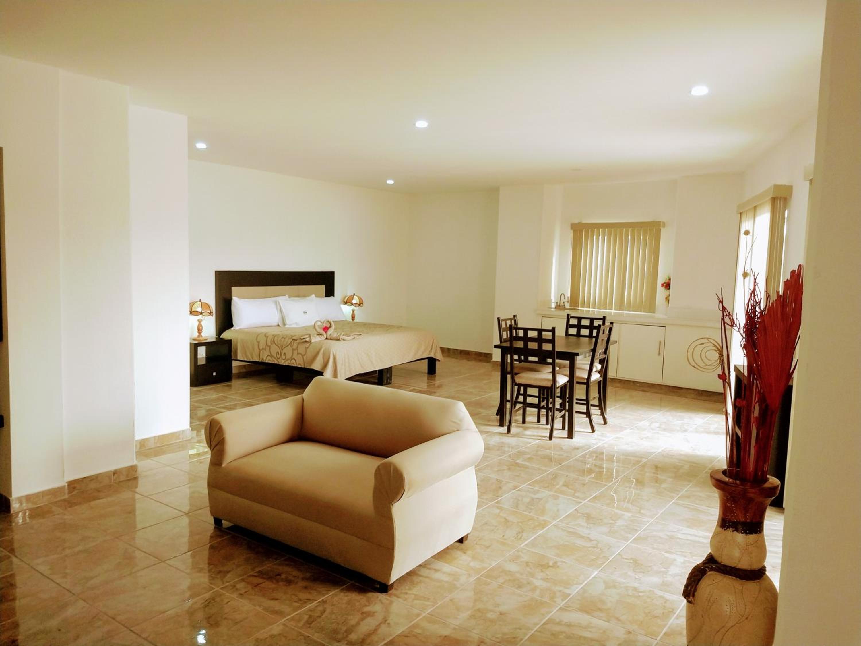 BB INN - Property Image 63