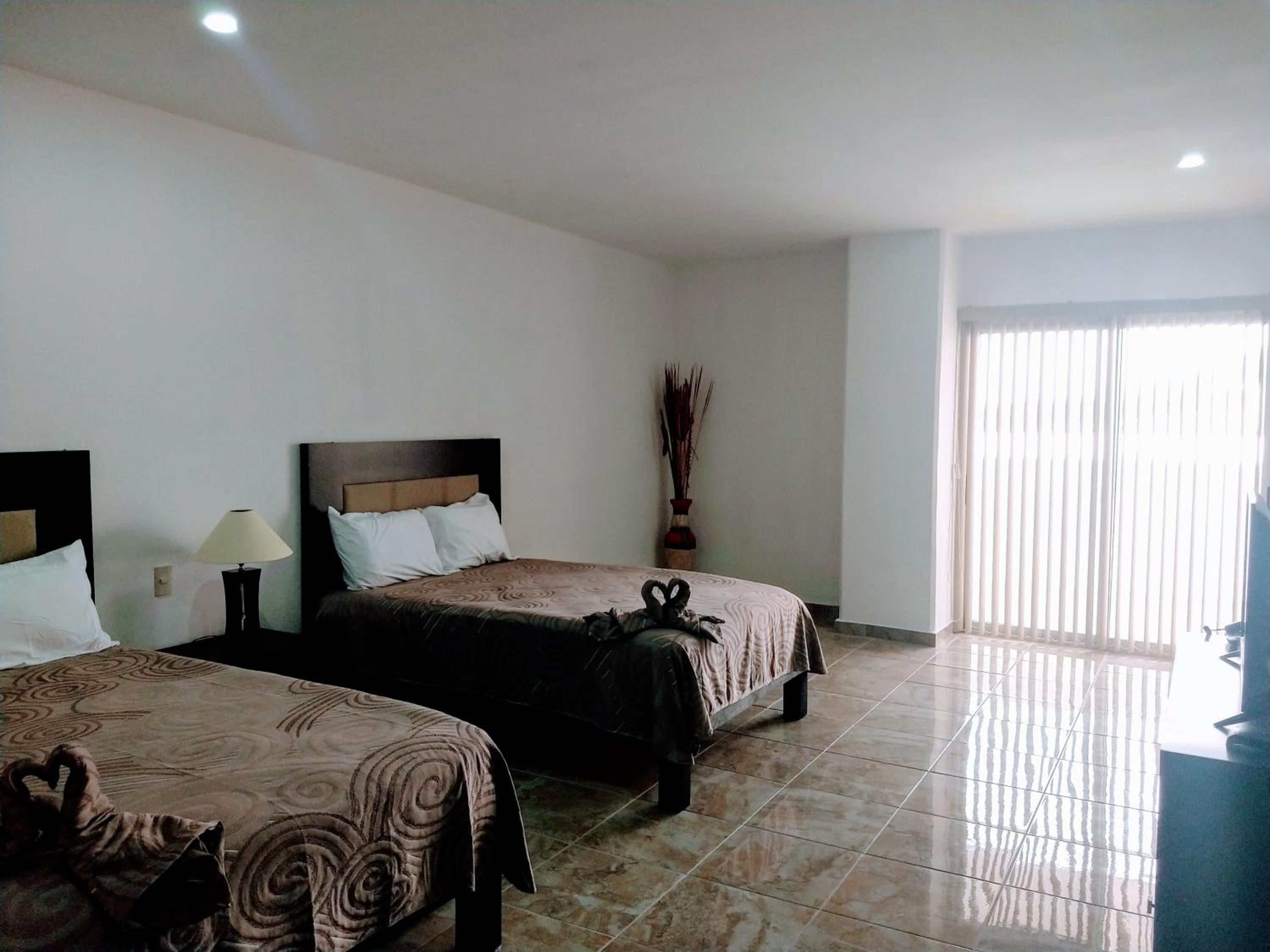 BB INN - Property Image 59