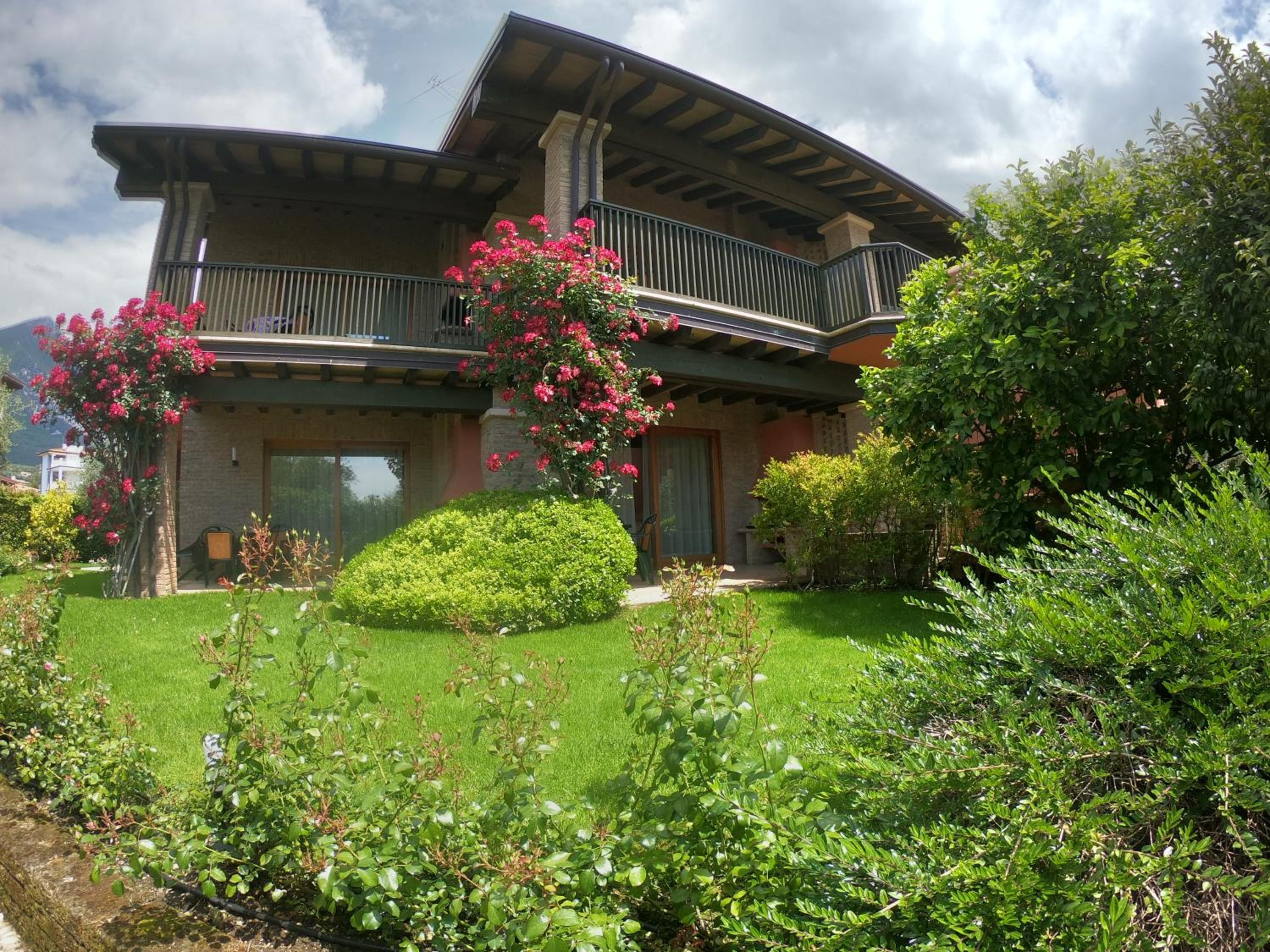Casa Gardenia view 3