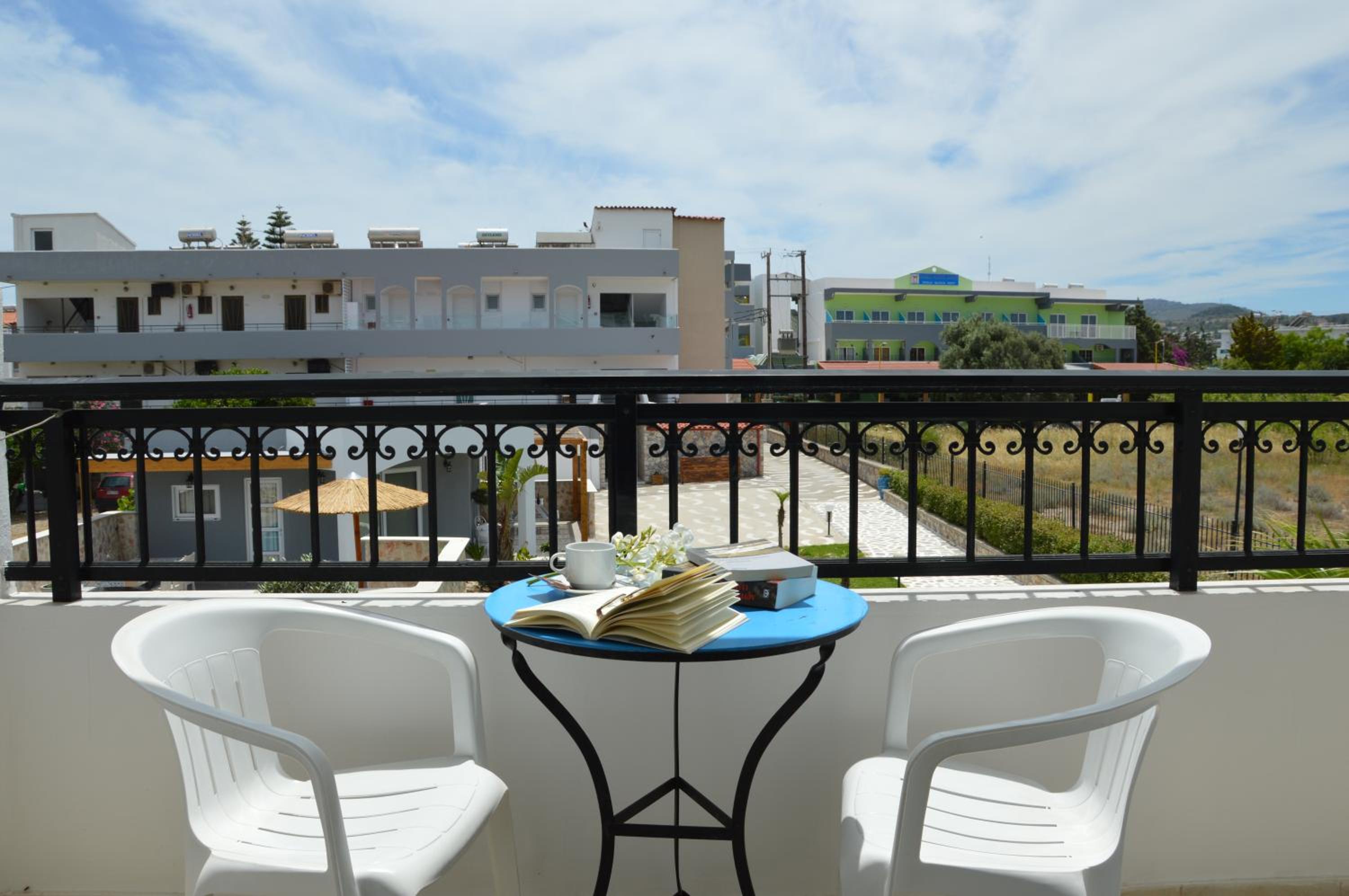 Kostas Studios