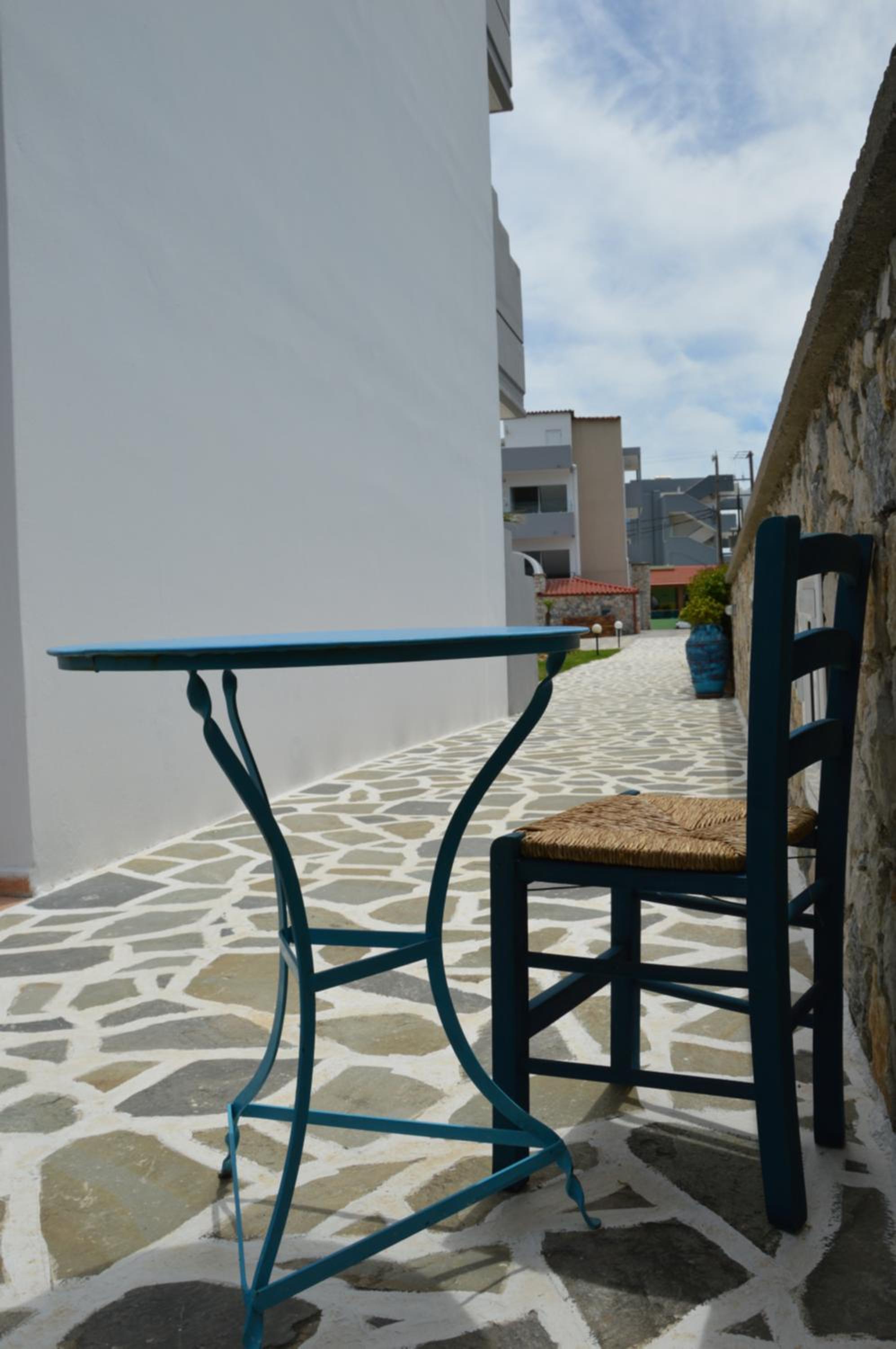 Kostas Studios