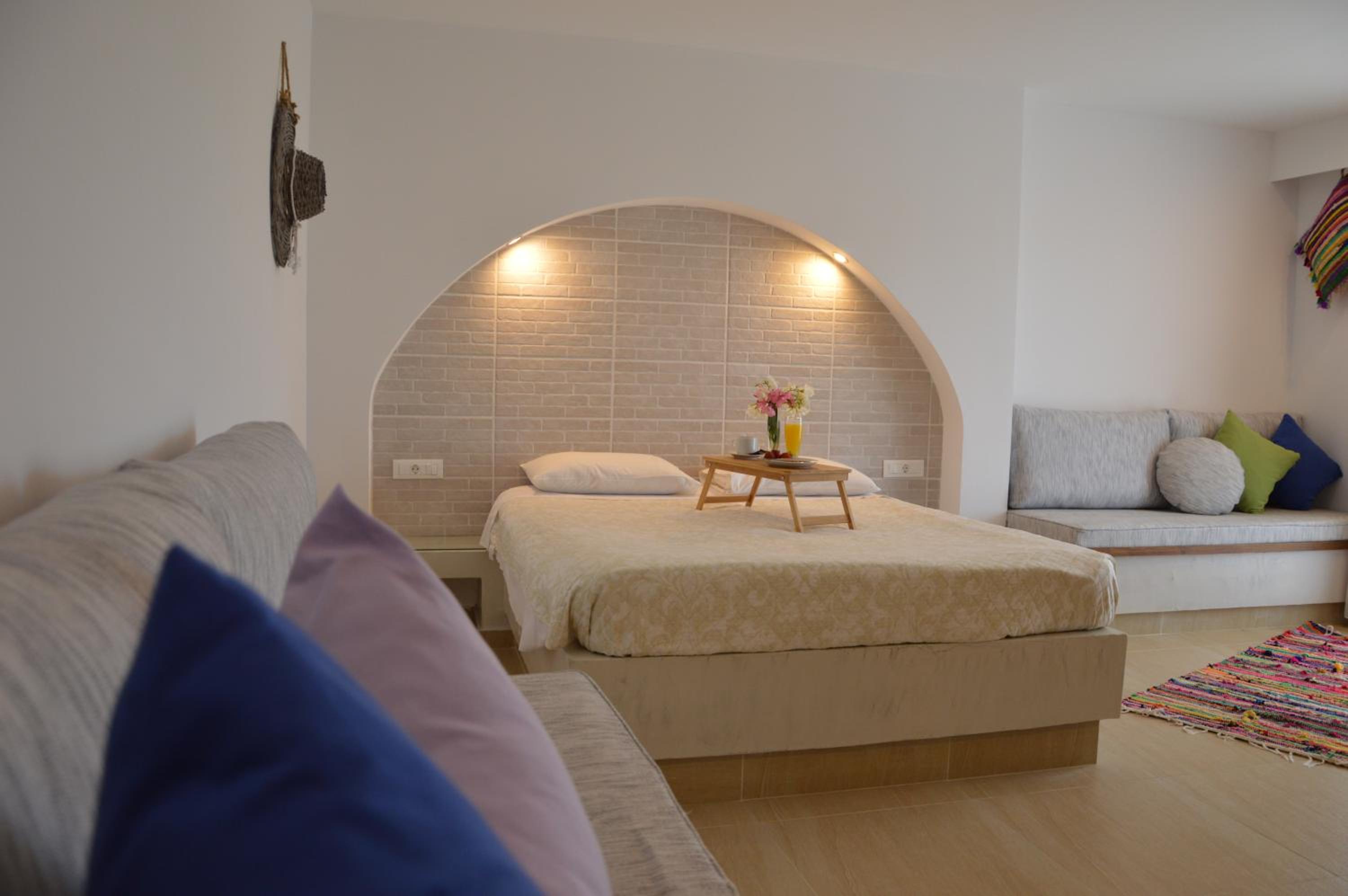 Kostas Studios