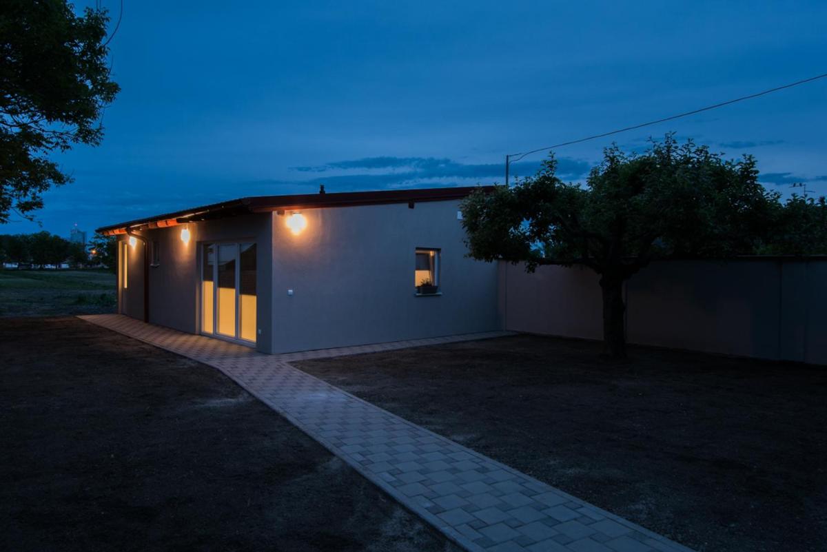 Hotel Seasons apartmani - Image 1