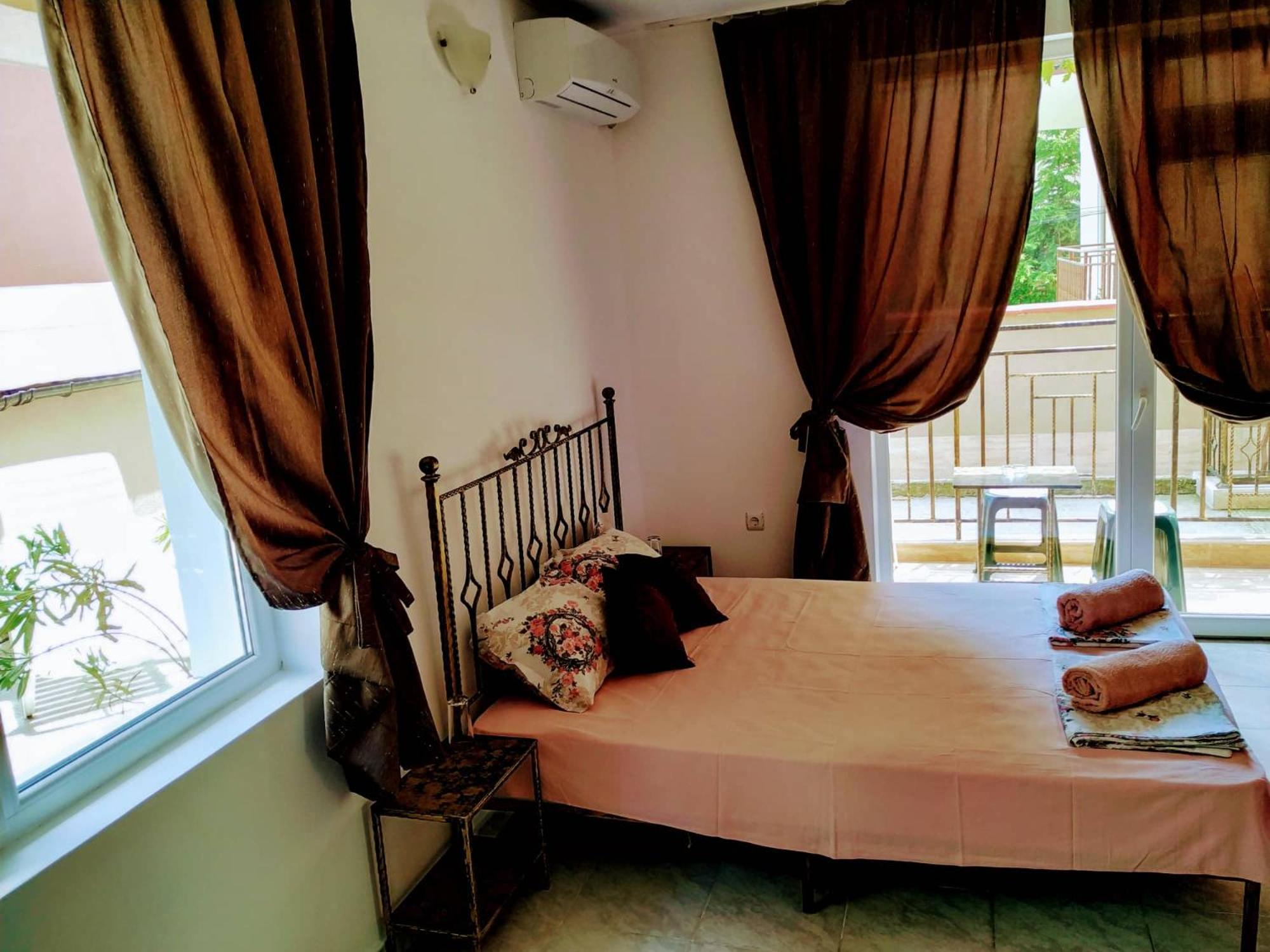 Dracena Guesthouse