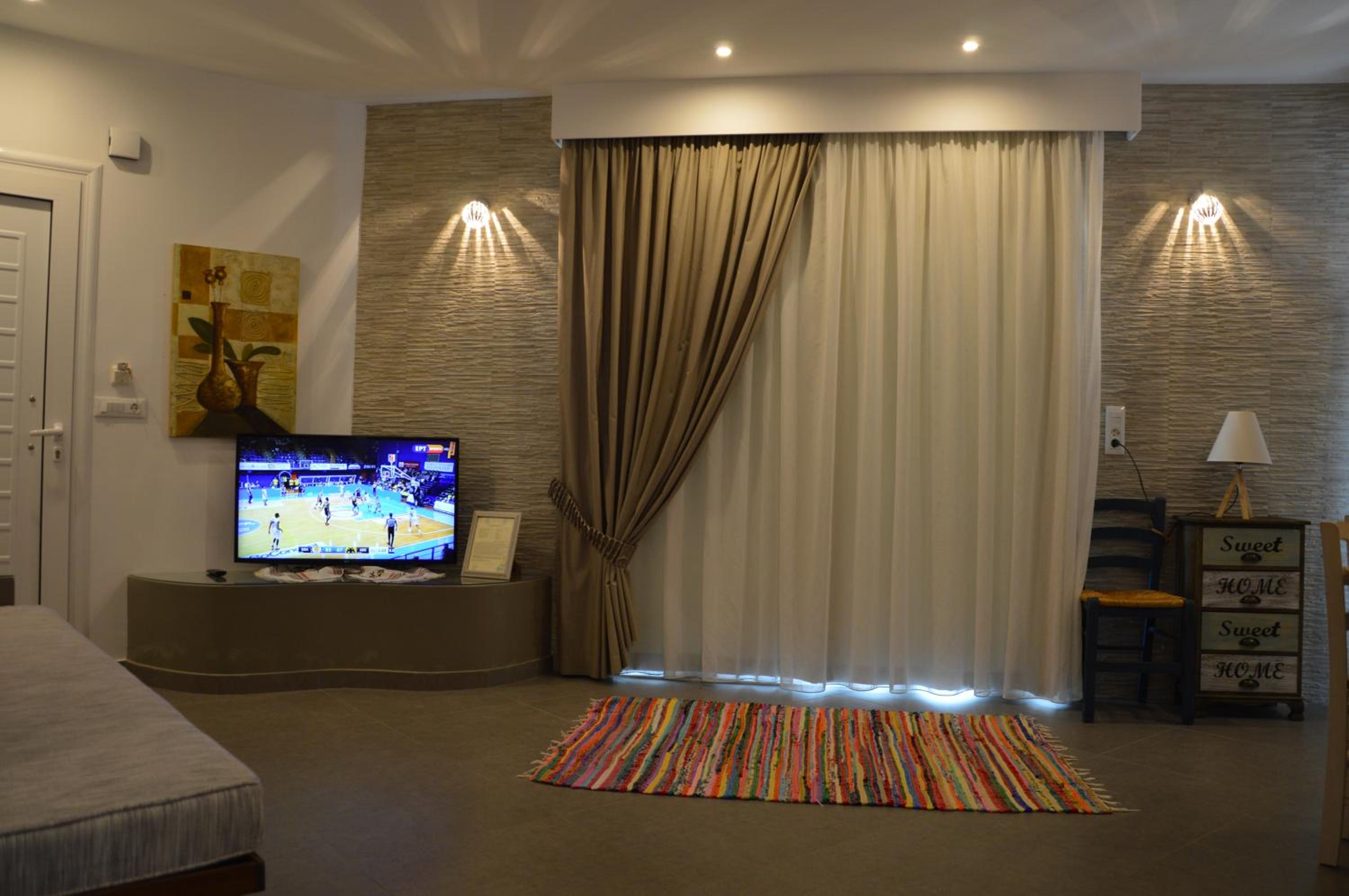 Kostas Studios