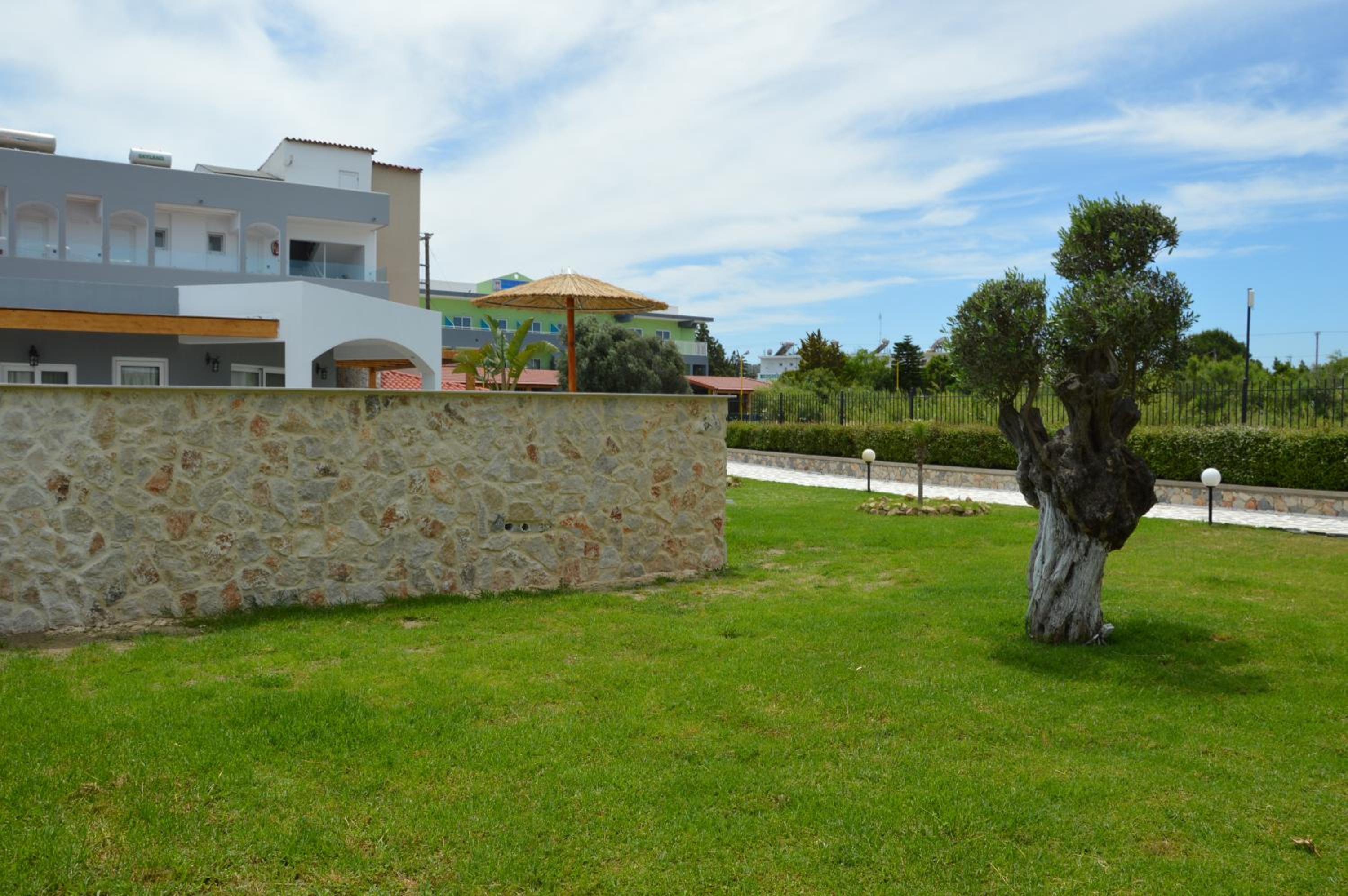 Kostas Studios