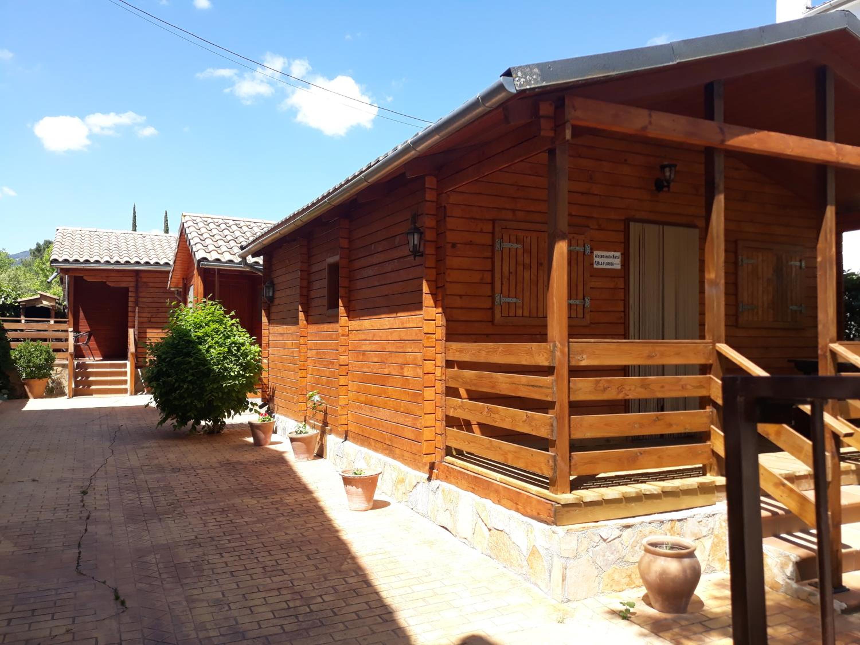 CABAÑAS DE MADERA LA FLORIDA