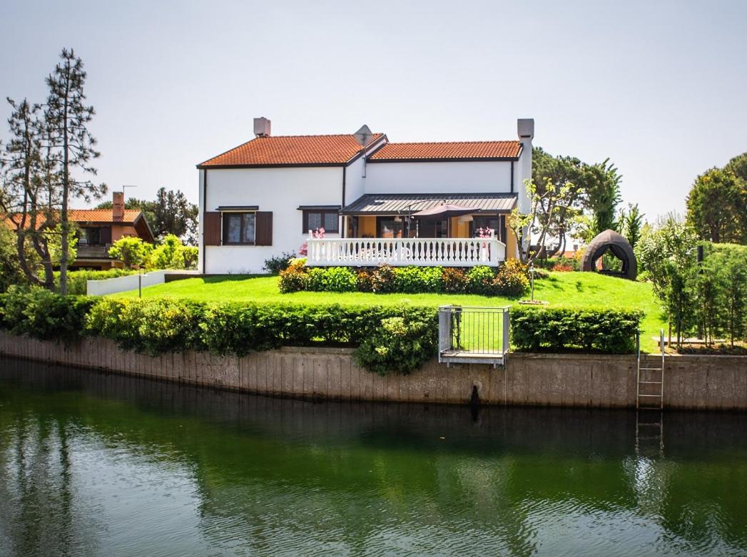 Villa Lucia view 2