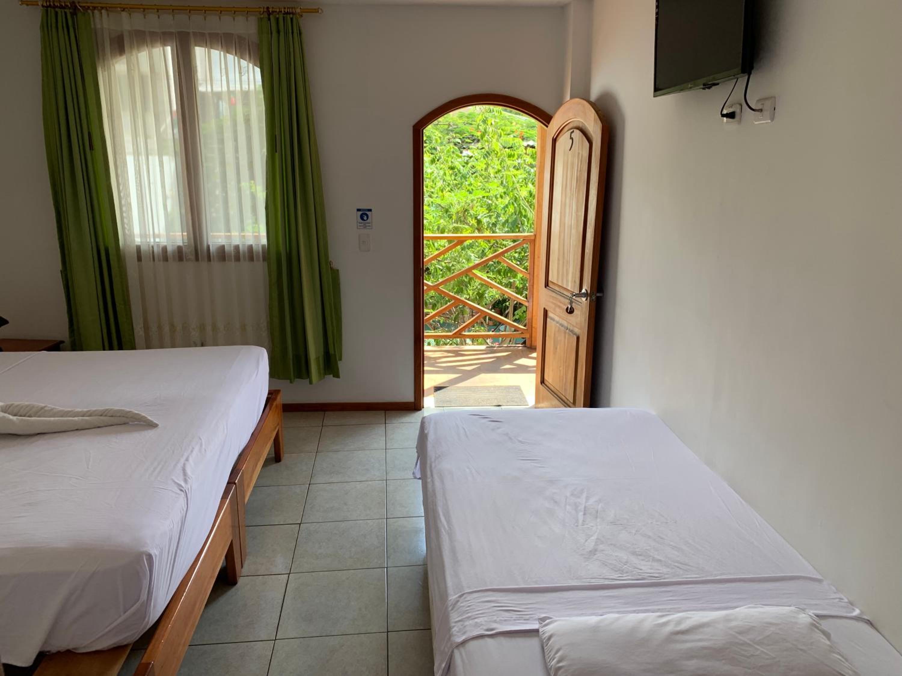 Hostal White House Galapagos