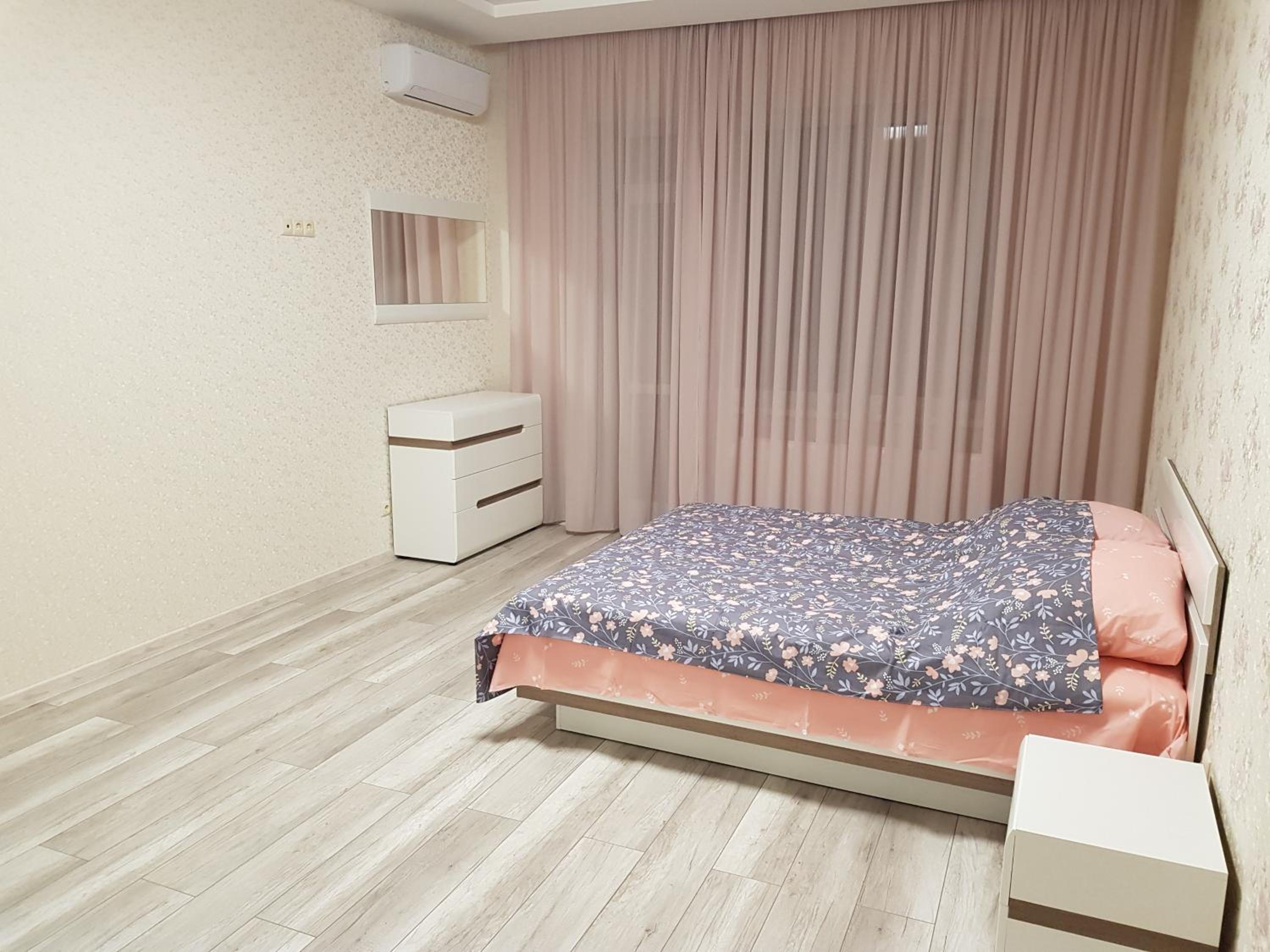 New apartment on Parkovaya view 5