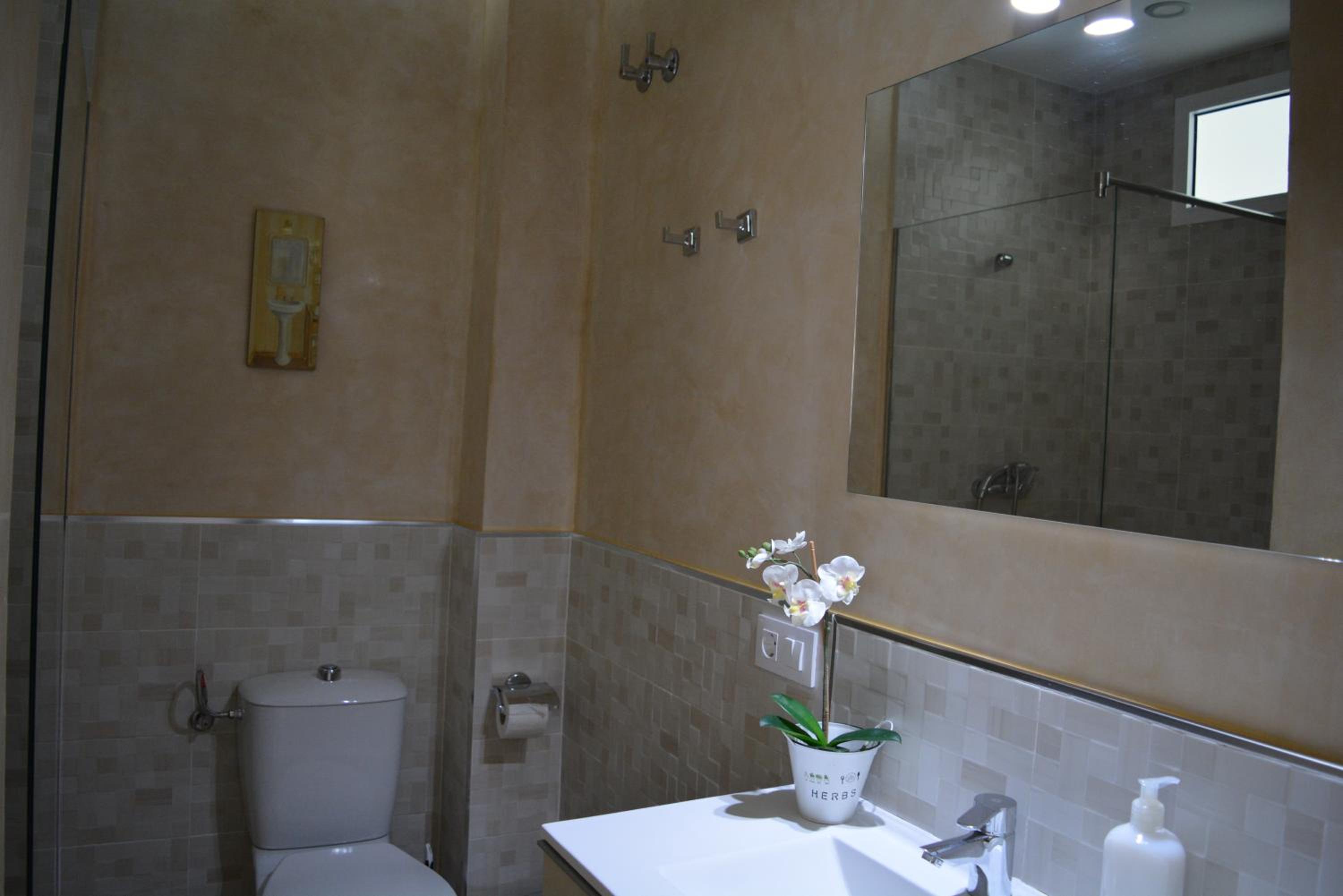 Photo 36