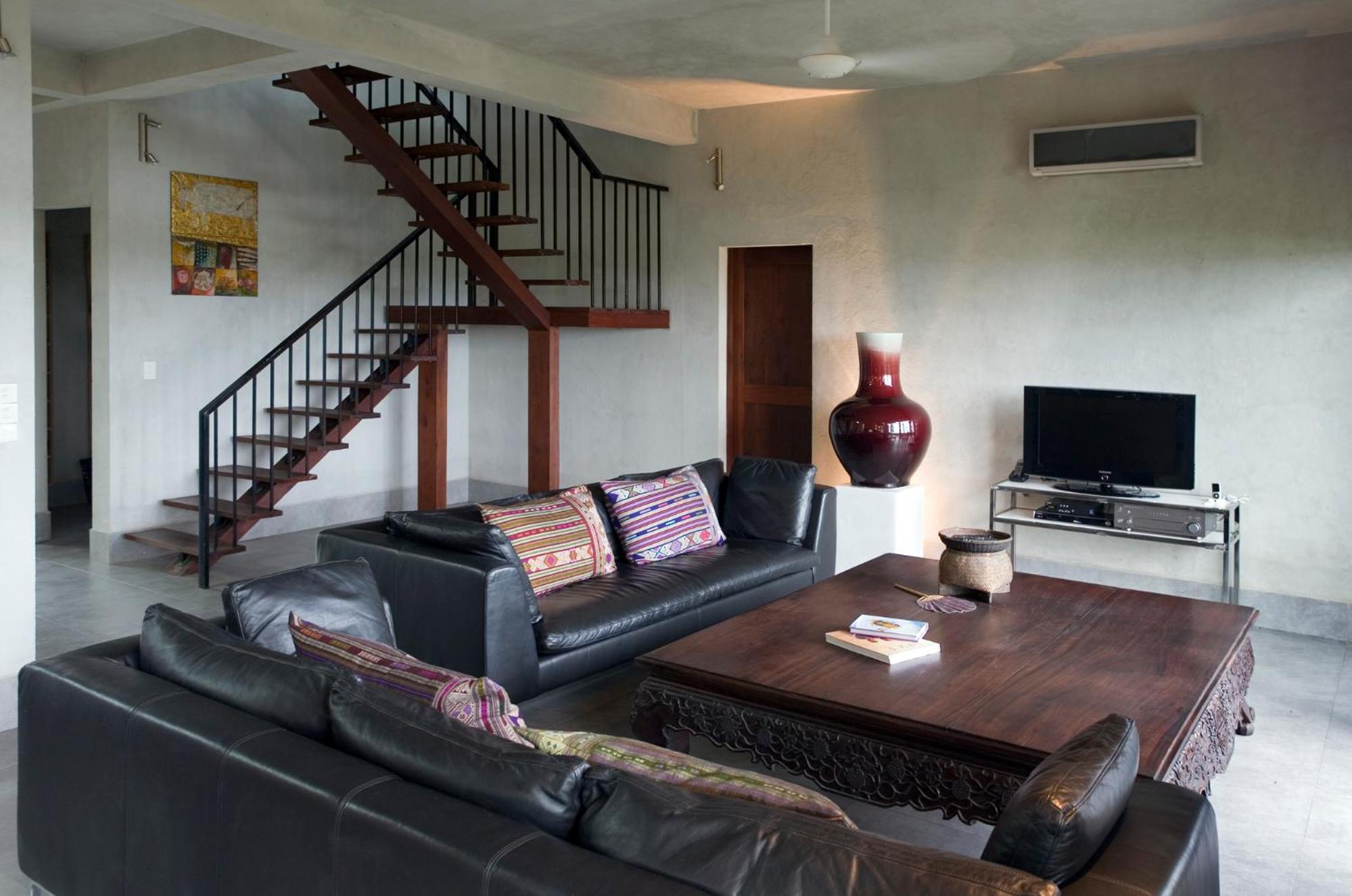 THE VILLA @ RED BRIDGE view 4