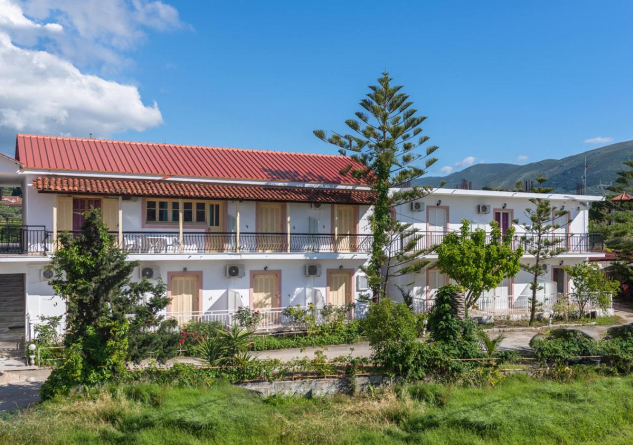 Anthi Studios & Apartments
