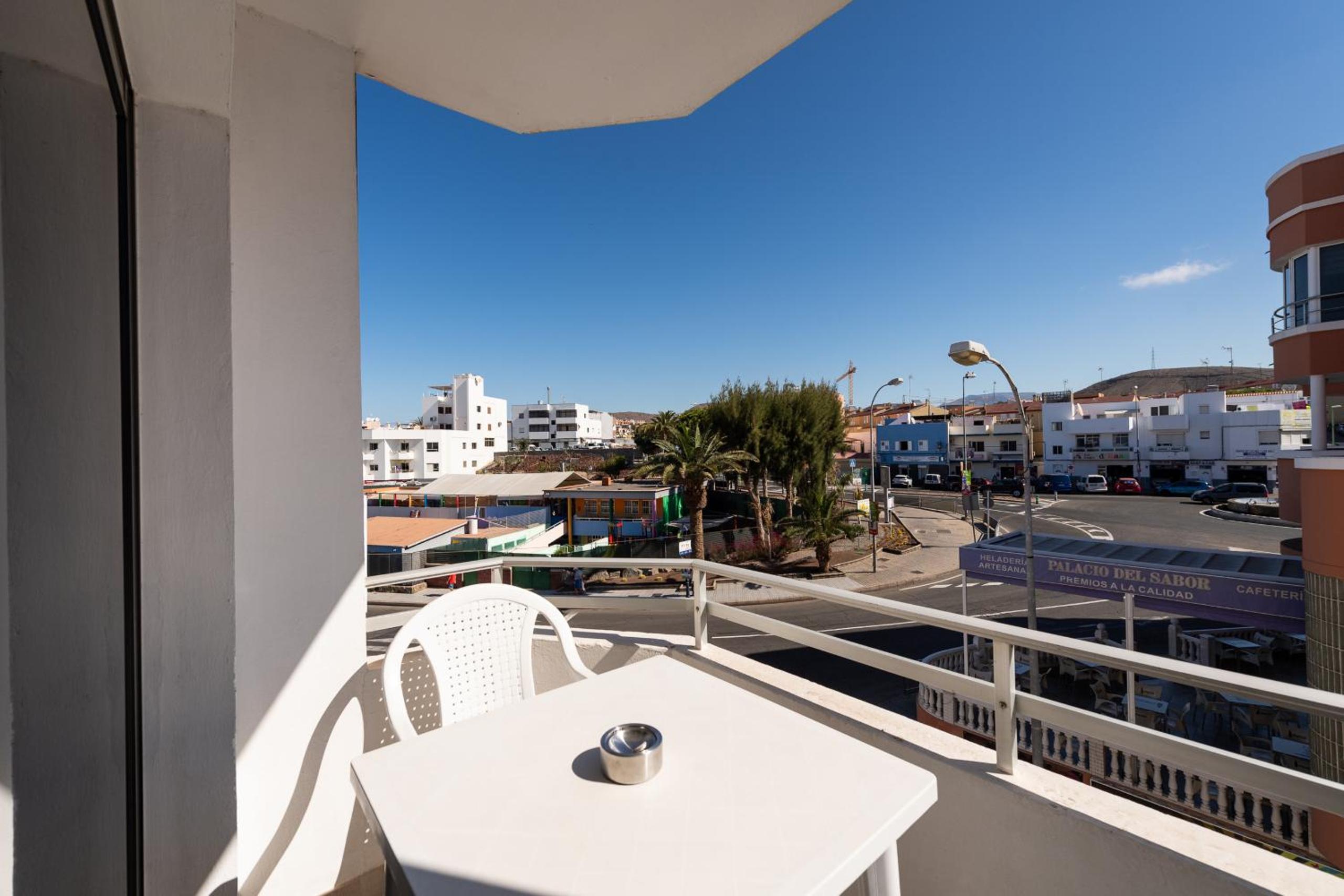 2 min Walk to Beach - Private Terrace - Some with Sea Views photo 4