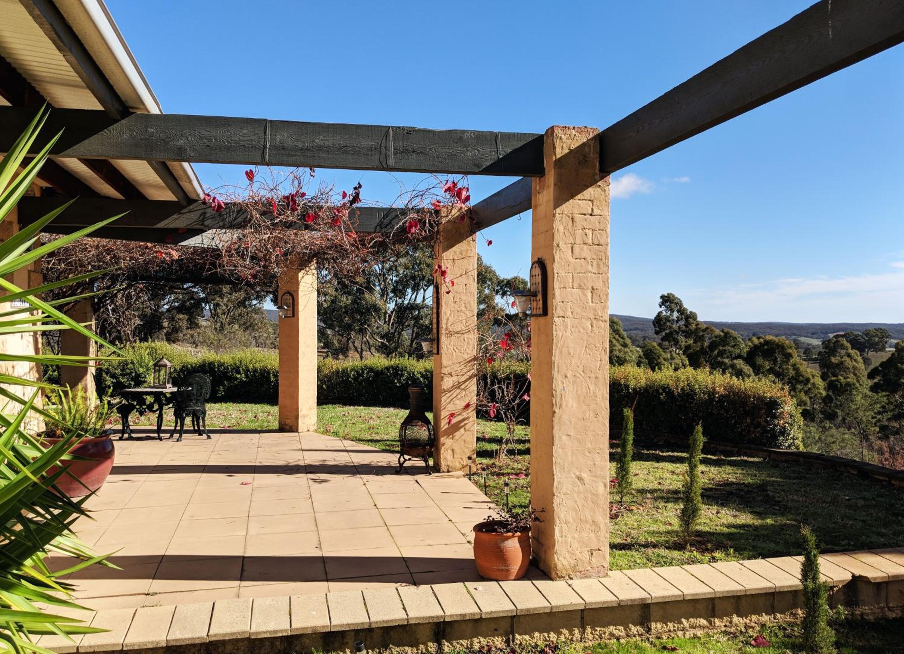 El Camino country cottage with terrace and stunning views