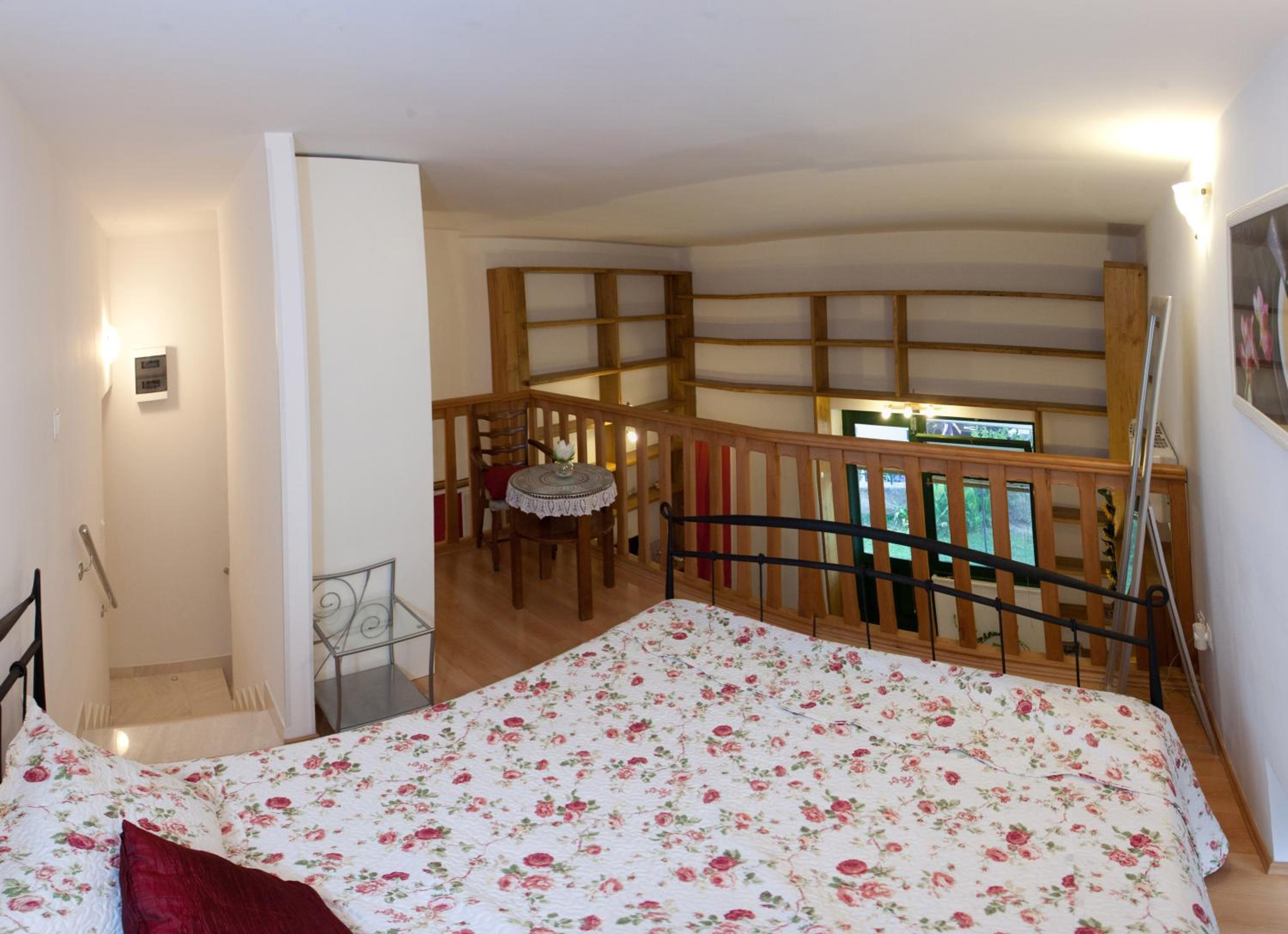 Kamenita Apartment view 2